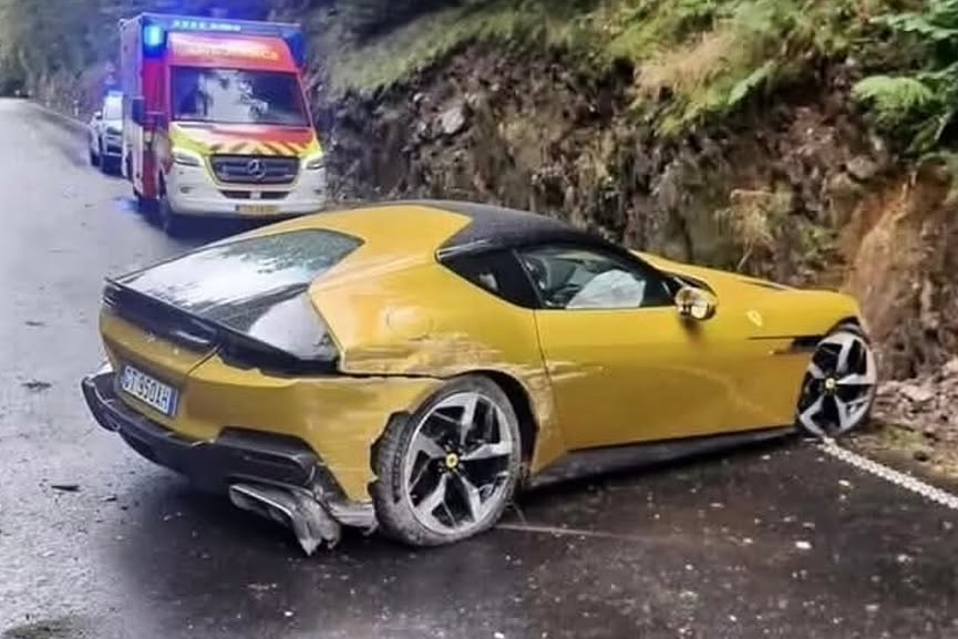 Can canh chiec Ferrari 12Cilindri gap tai nan dau tien tren the gioi hinh anh