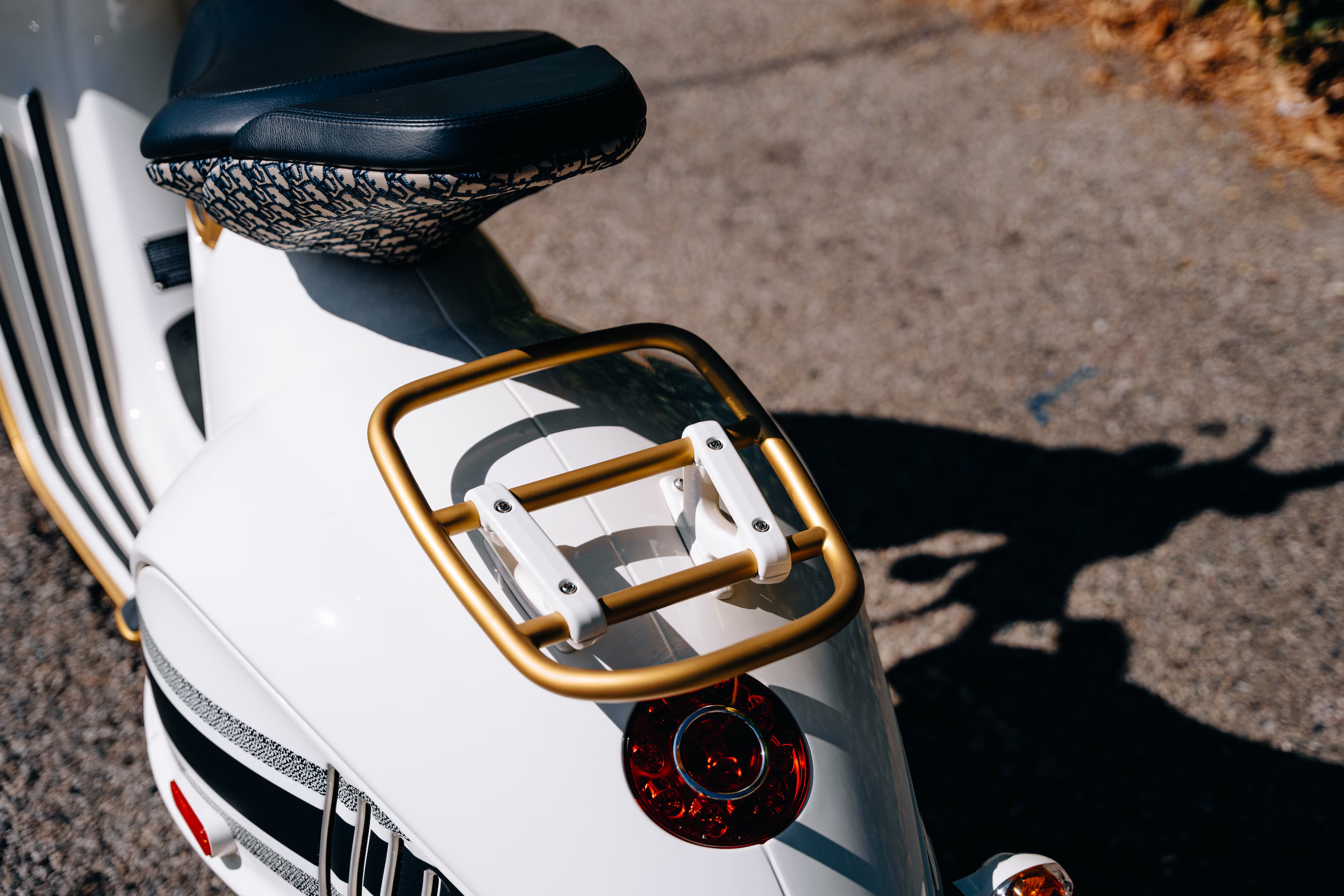 vespa, vespa 946, vespa 946 dior, vespa 946 christian dior, 946 dior, scooter, xe tay ga ảnh 7 vespa, vespa 946, vespa 946 dior, vespa 946 christian dior, 946 dior, scooter, xe tay ga anh 7