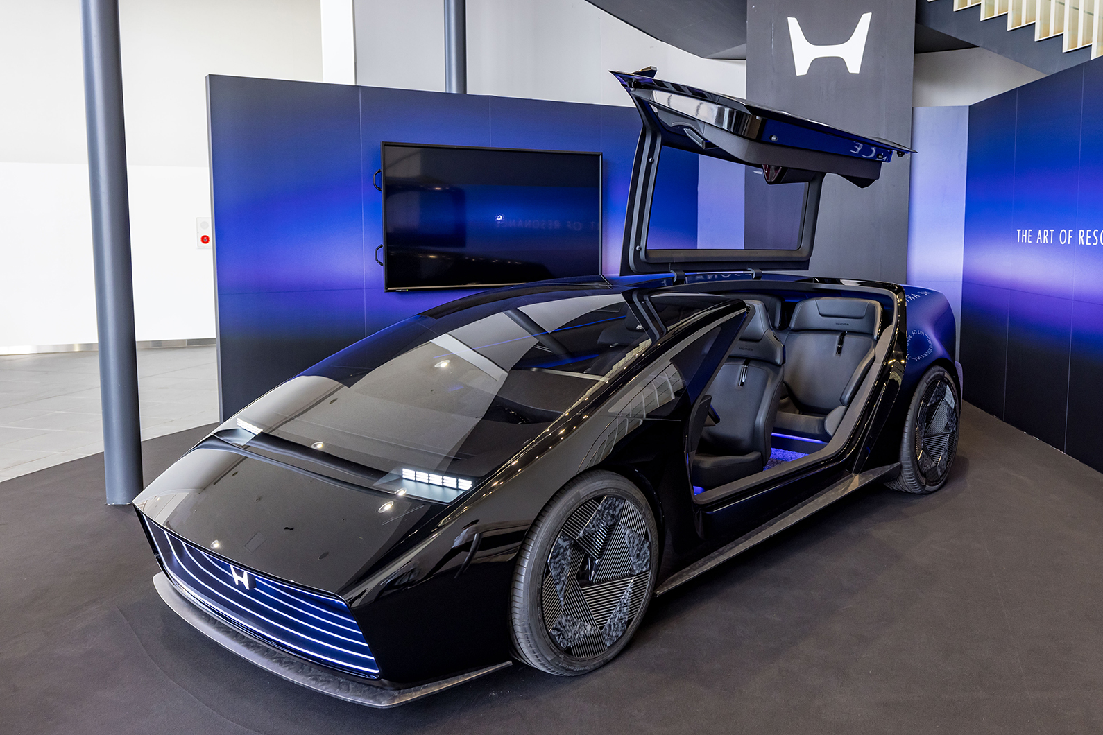 Honda ghi nhan khoan suy giam gia tri 15,7 ty USD vi xe dien hinh anh