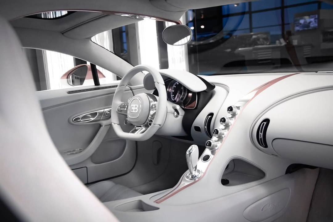 bugatti,  chiron,  chiron sport,  bugatti chiron,  bugatti chiron sport,  alice,  bugatti chiron sport alice,  chiron sport alice,  chiron alice,  sieu xe,  hypercar,  valentine,  le tinh nhan anh 6