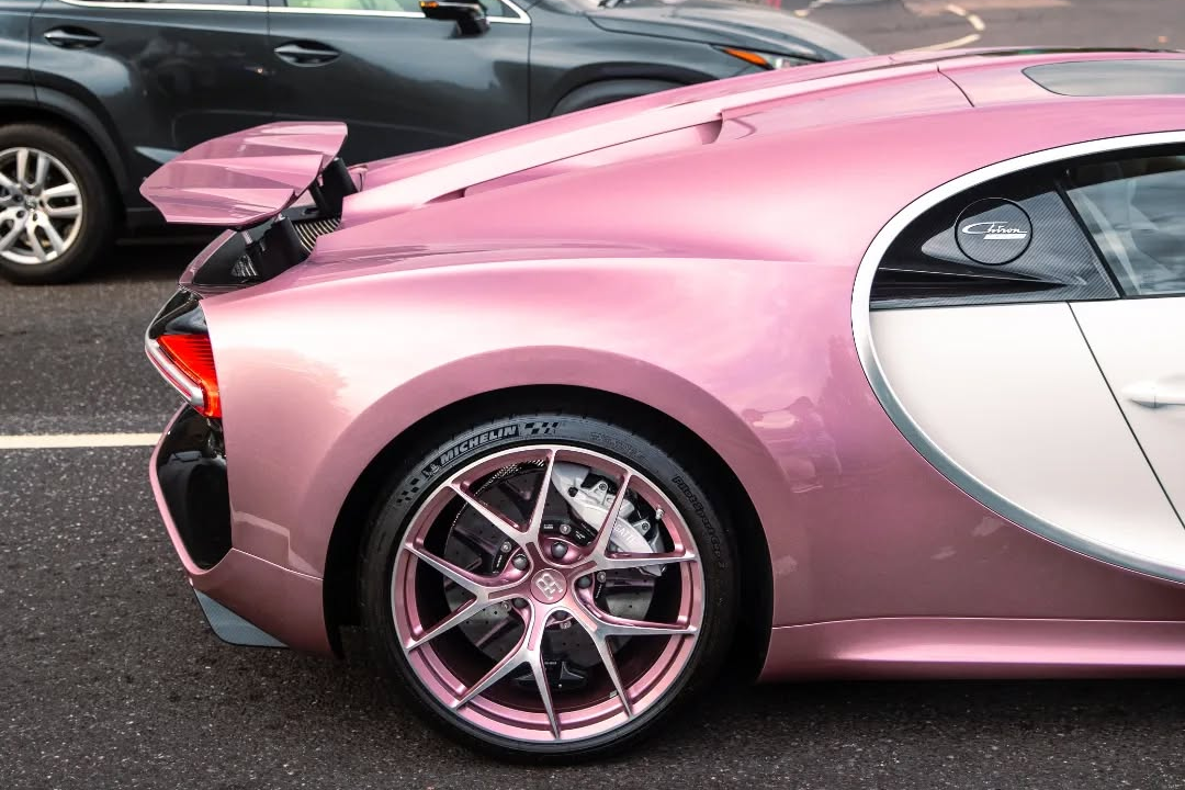 bugatti,  chiron,  chiron sport,  bugatti chiron,  bugatti chiron sport,  alice,  bugatti chiron sport alice,  chiron sport alice,  chiron alice,  sieu xe,  hypercar,  valentine,  le tinh nhan anh 3