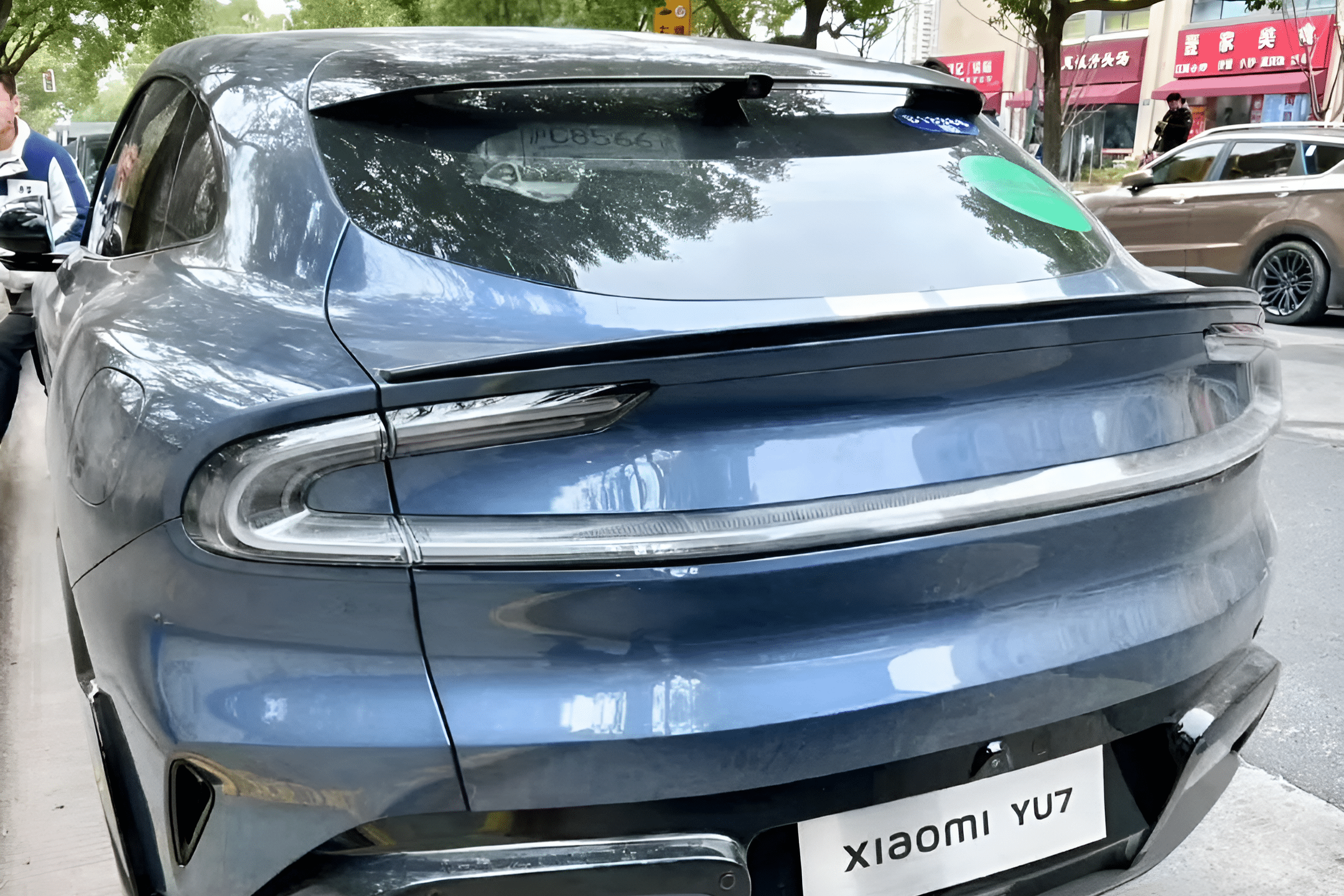 xiaomi,  su7,  yu7,  xiaomi su7,  xiaomi yu7,  xe dien,  trung quoc,  xe dien trung quoc,  suv,  vinfast,  vinfast vf8 anh 5