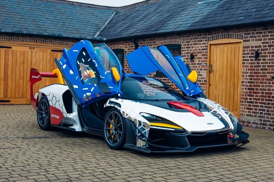 Sieu xe McLaren Senna GTR mang phong cach Gundam hinh anh