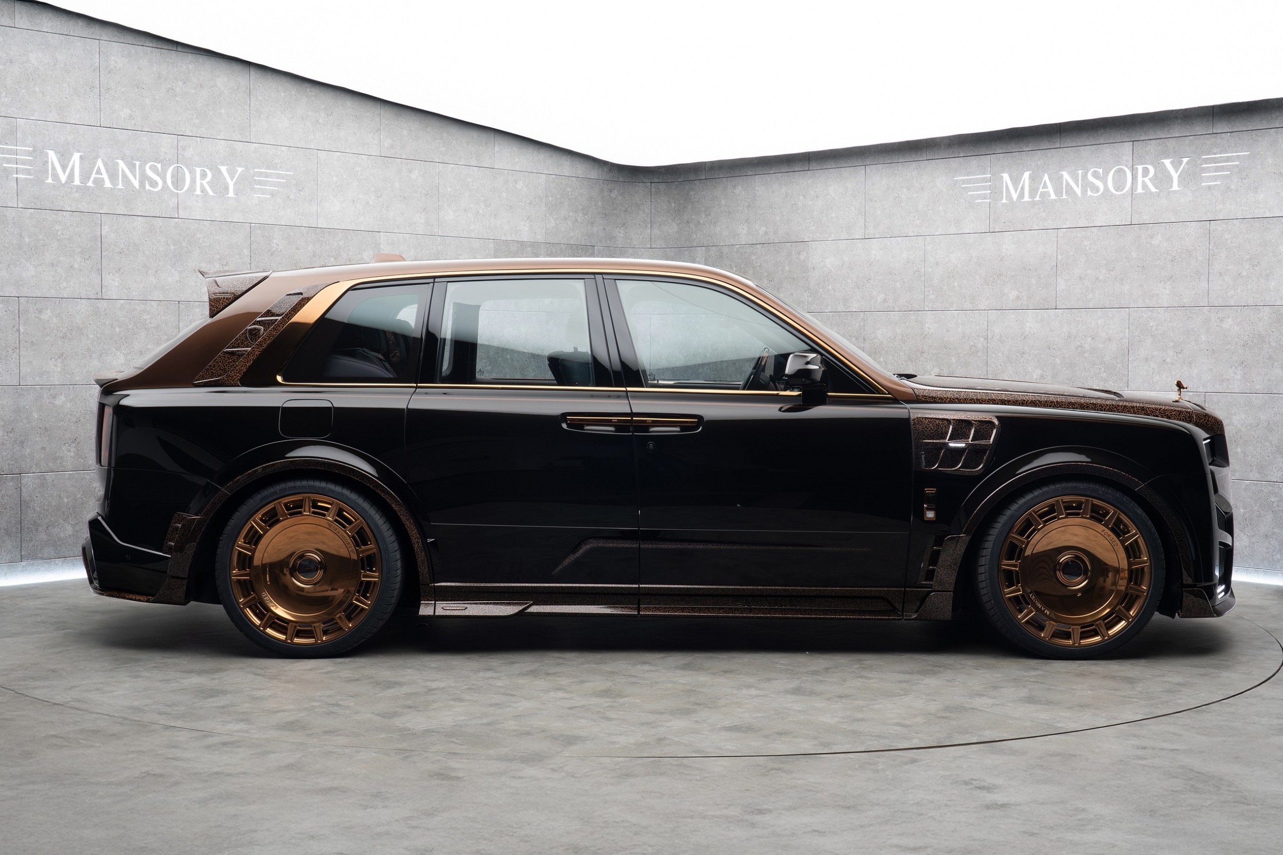 rolls-royce,  cullinan,  mansory,  suv,  xe do,  cullinan series ii,  rolls-royce cullinan mansory,  Linea D`Arabo MY’25,  arab anh 19