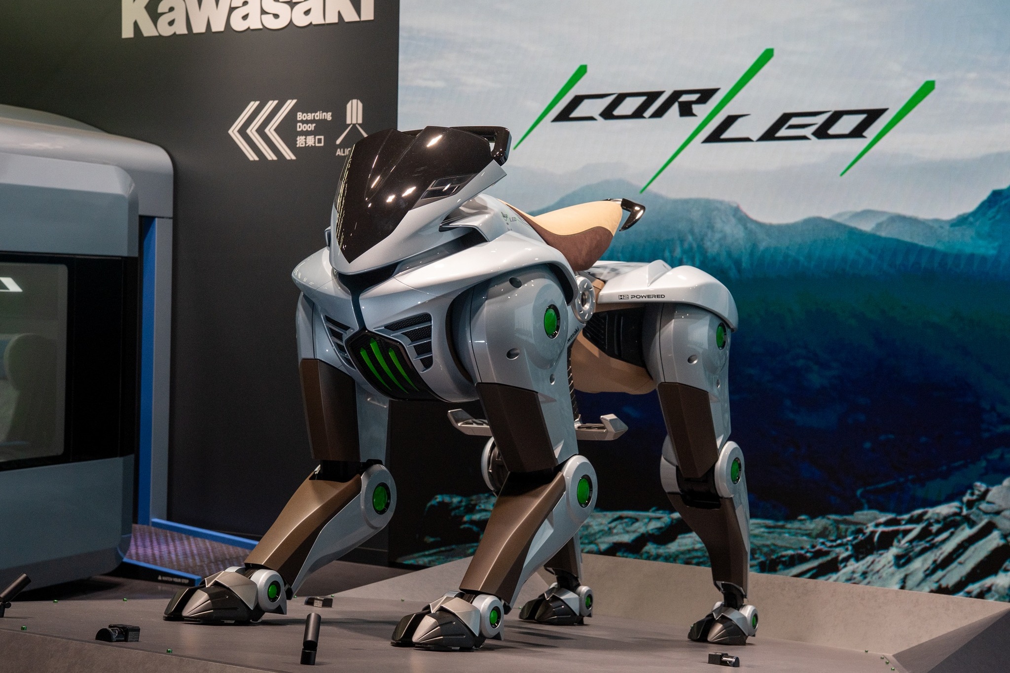 Anh thuc te 'robot sieu thu' Kawasaki Corleo vua ra mat tai Nhat Ban hinh anh