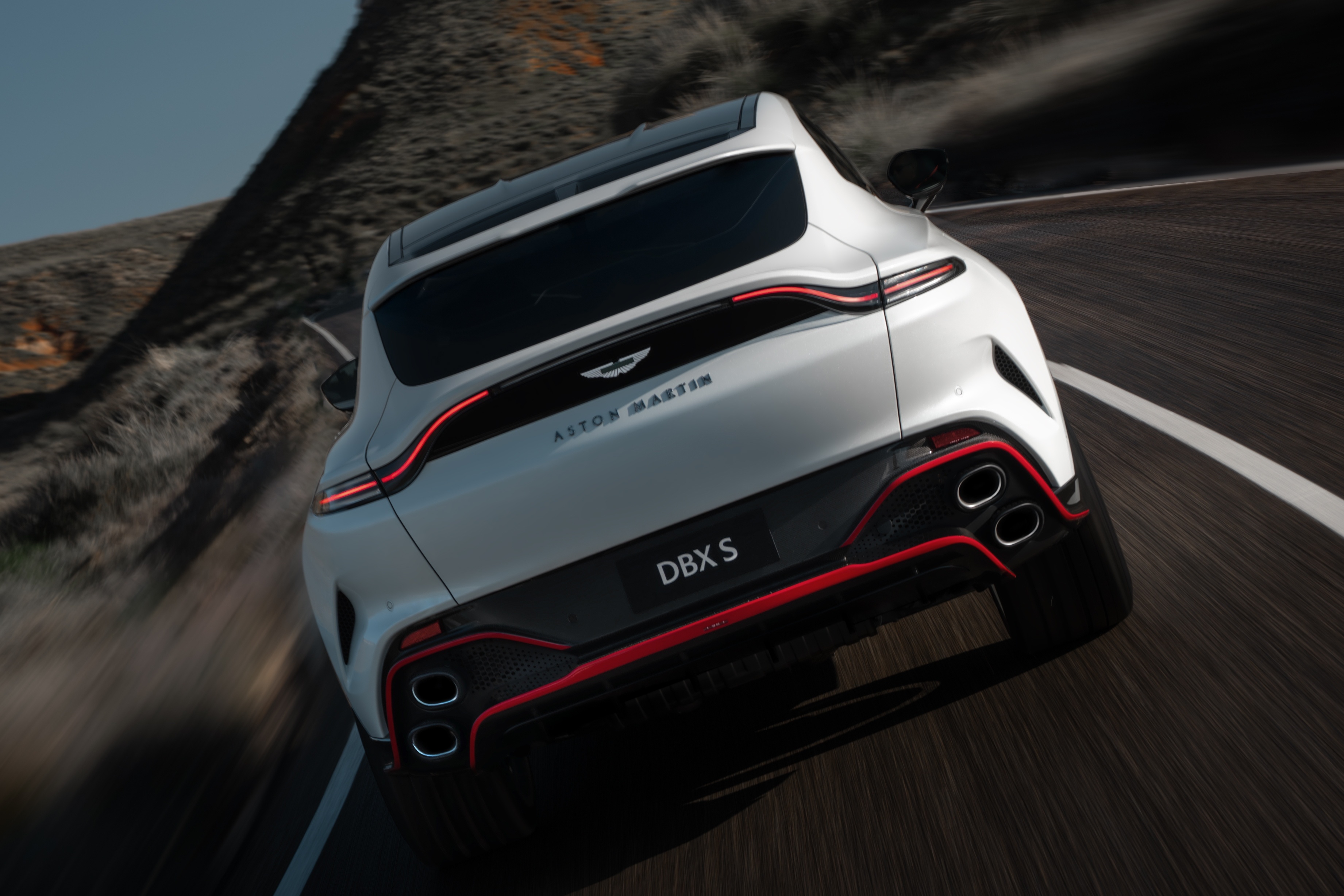 aston martin,  sieu xe,  suv,  sieu suv,  dbx,  dbx707,  dbx s,  aston martin dbx,  aston martin dbx707,  aston martin dbx s anh 17