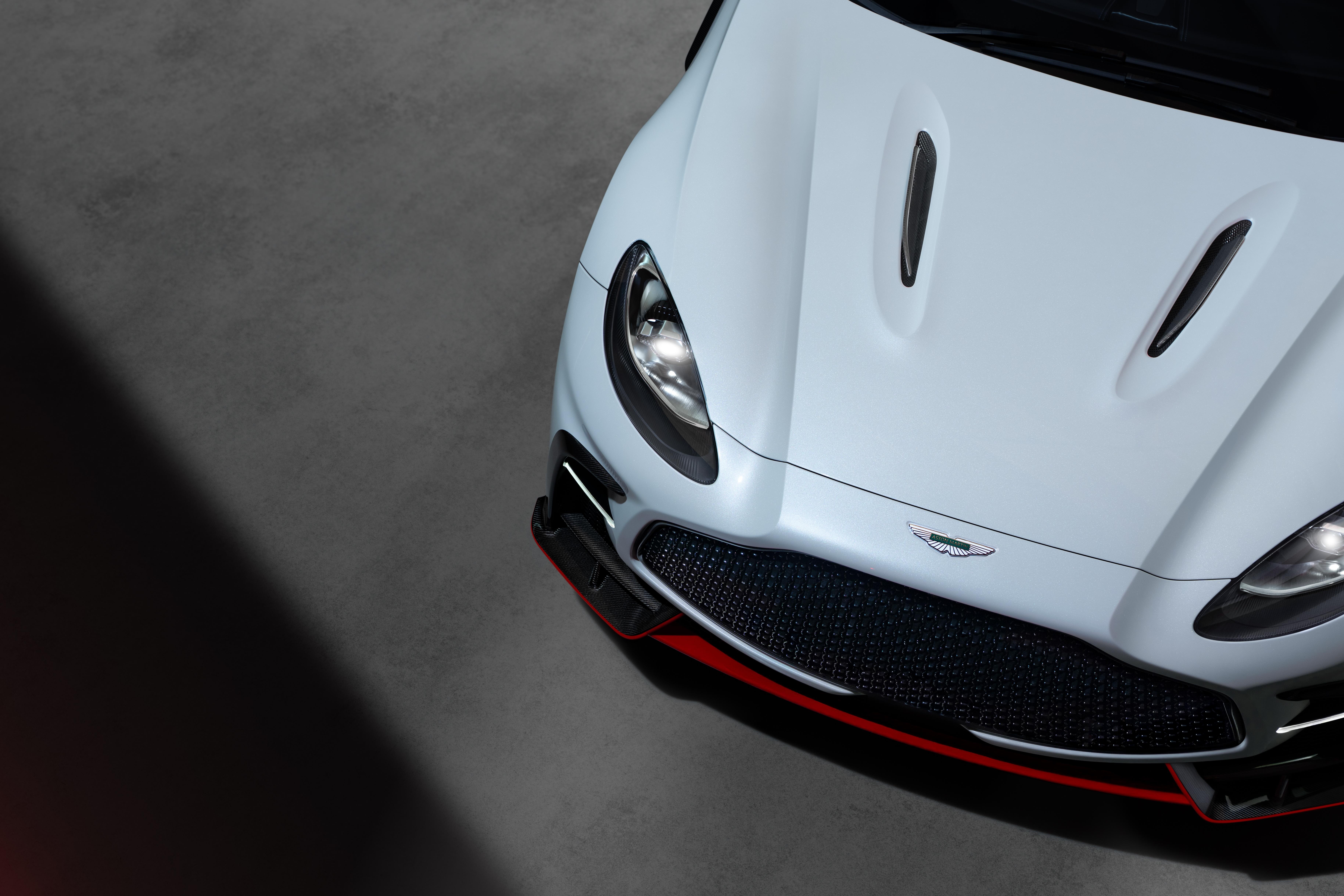 aston martin,  sieu xe,  suv,  sieu suv,  dbx,  dbx707,  dbx s,  aston martin dbx,  aston martin dbx707,  aston martin dbx s anh 14