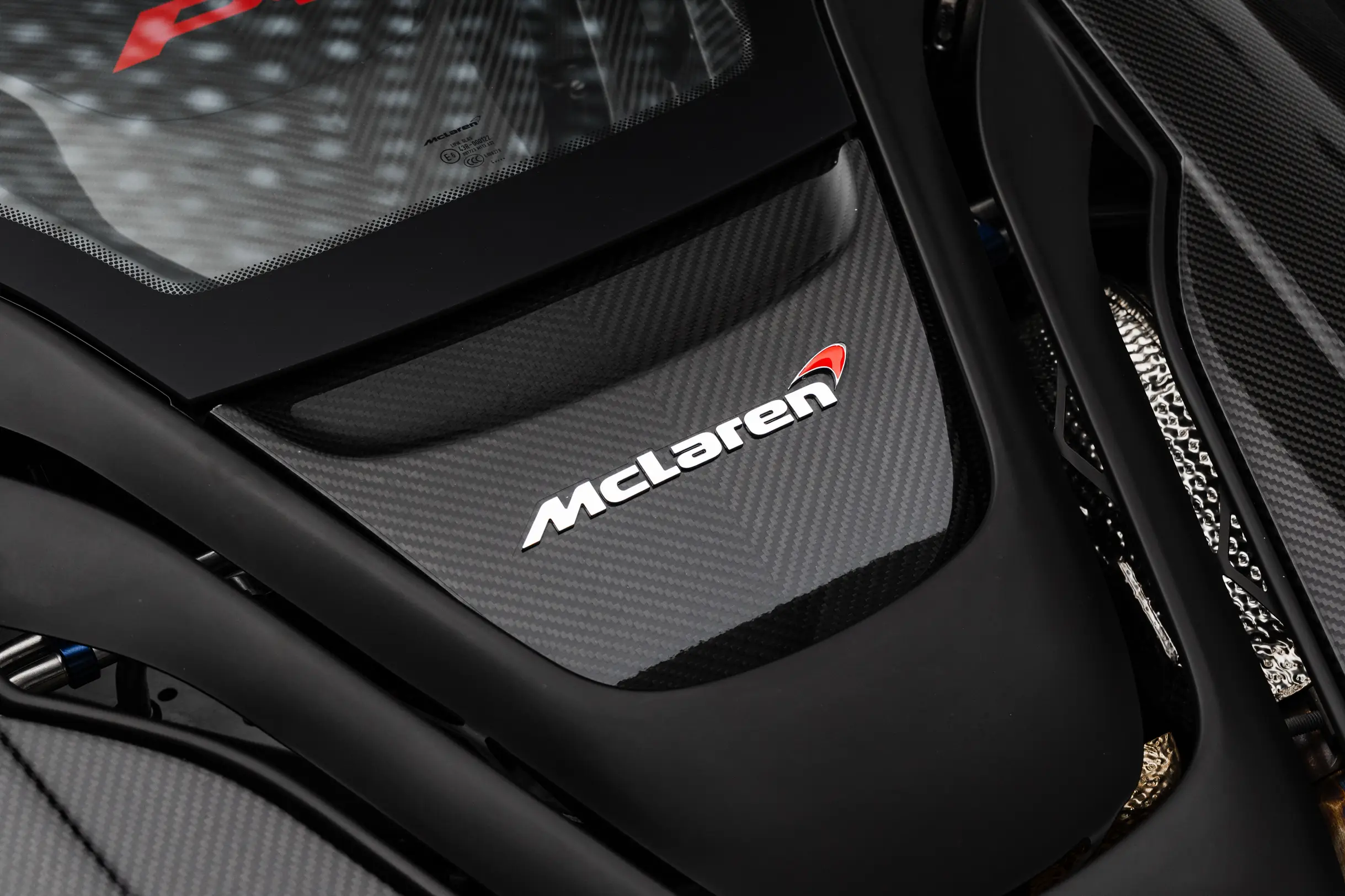 sieu xe,  mclaren,  mclaren p1,  carbon series,  soi carbon,  mclaren p1 carbon series,  dubai,  uae anh 11