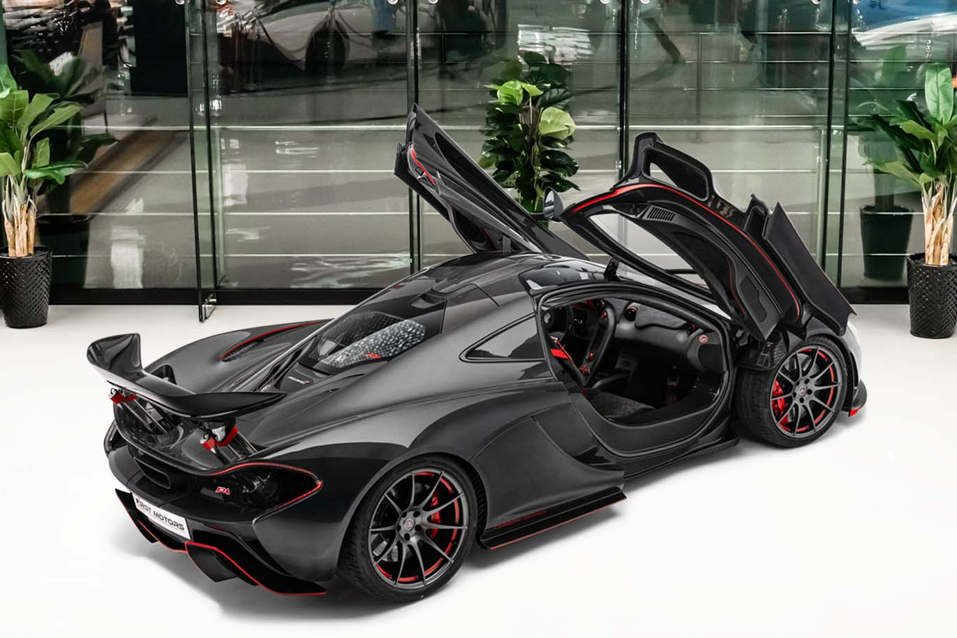 sieu xe,  mclaren,  mclaren p1,  carbon series,  soi carbon,  mclaren p1 carbon series,  dubai,  uae anh 15