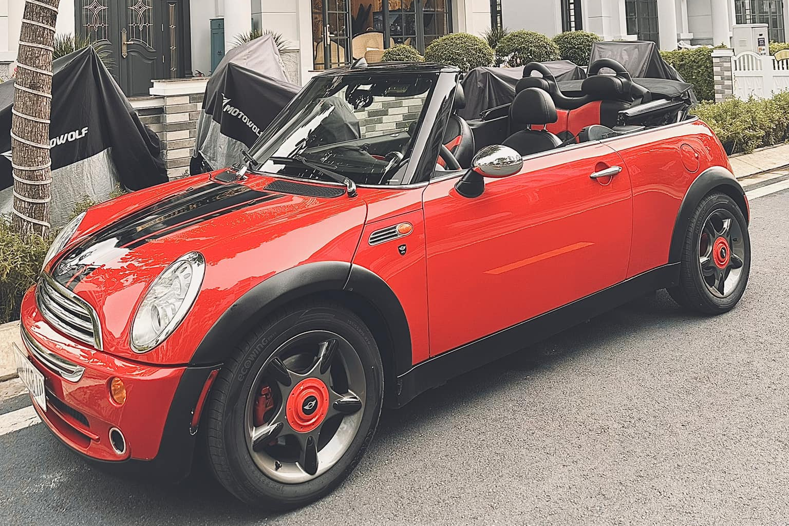 nguyen quoc vu,  doan di bang,  thai cong,  hang gia,  bo suu tap xe,  lamborghini,  ducati,  bentley,  mercedes,  urus,  ktm anh 7