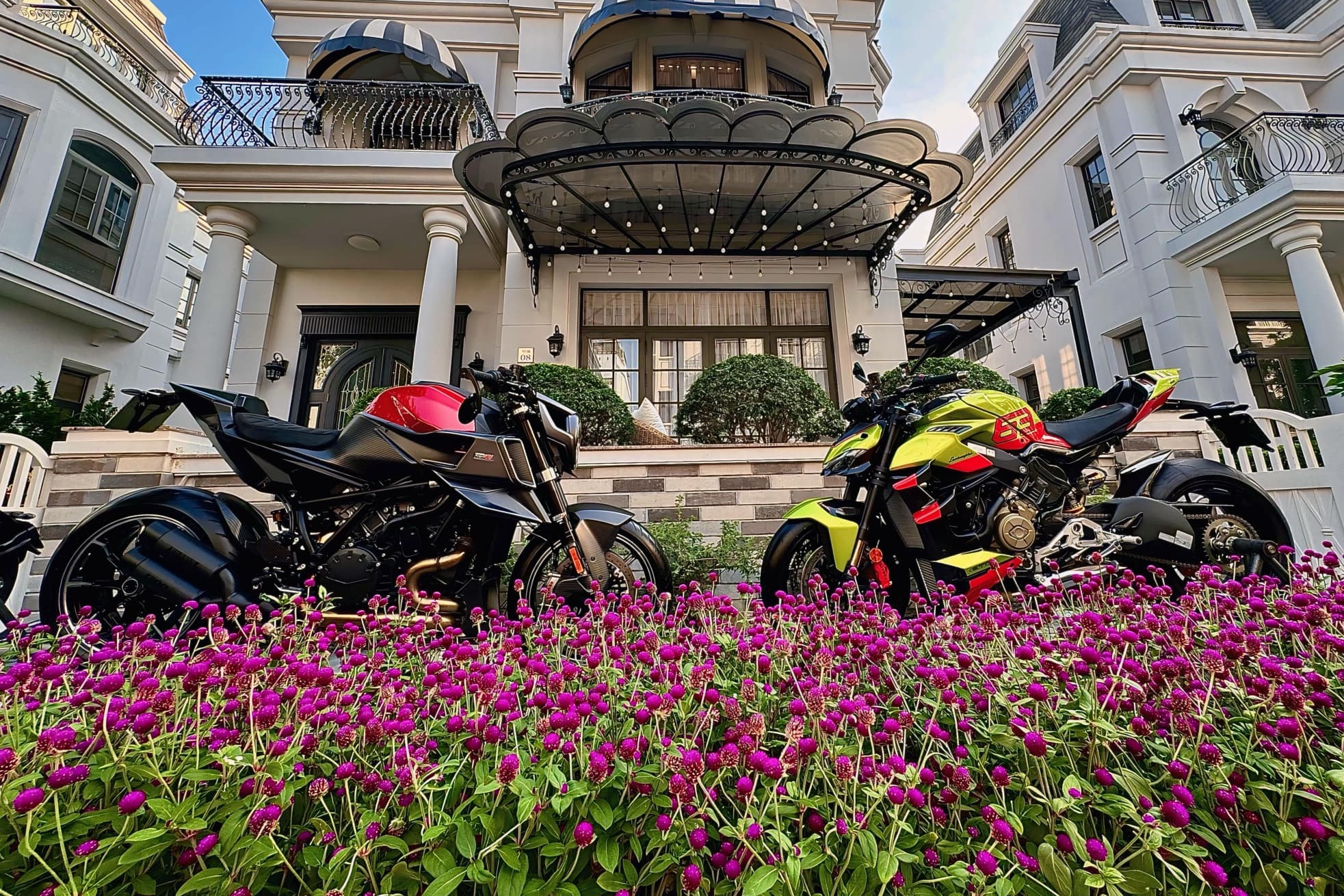 nguyen quoc vu,  doan di bang,  thai cong,  hang gia,  bo suu tap xe,  lamborghini,  ducati,  bentley,  mercedes,  urus,  ktm anh 11