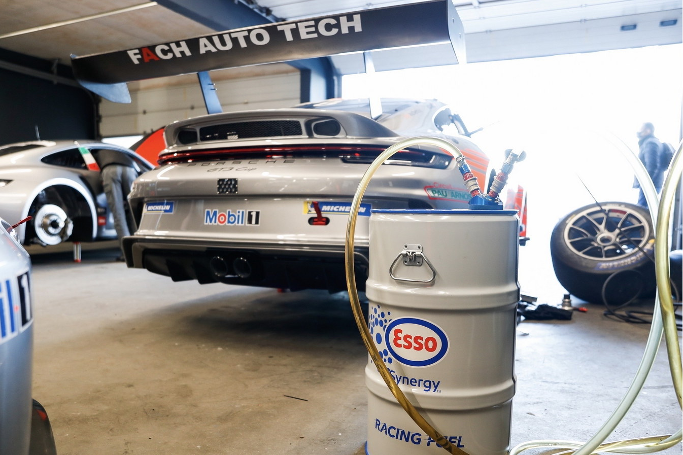 nhien lieu,  nhien lieu dien tu,  nhien lieu hoa thach,  e-fuel,  lamborghini,  huracan,  v8,  temerario anh 4