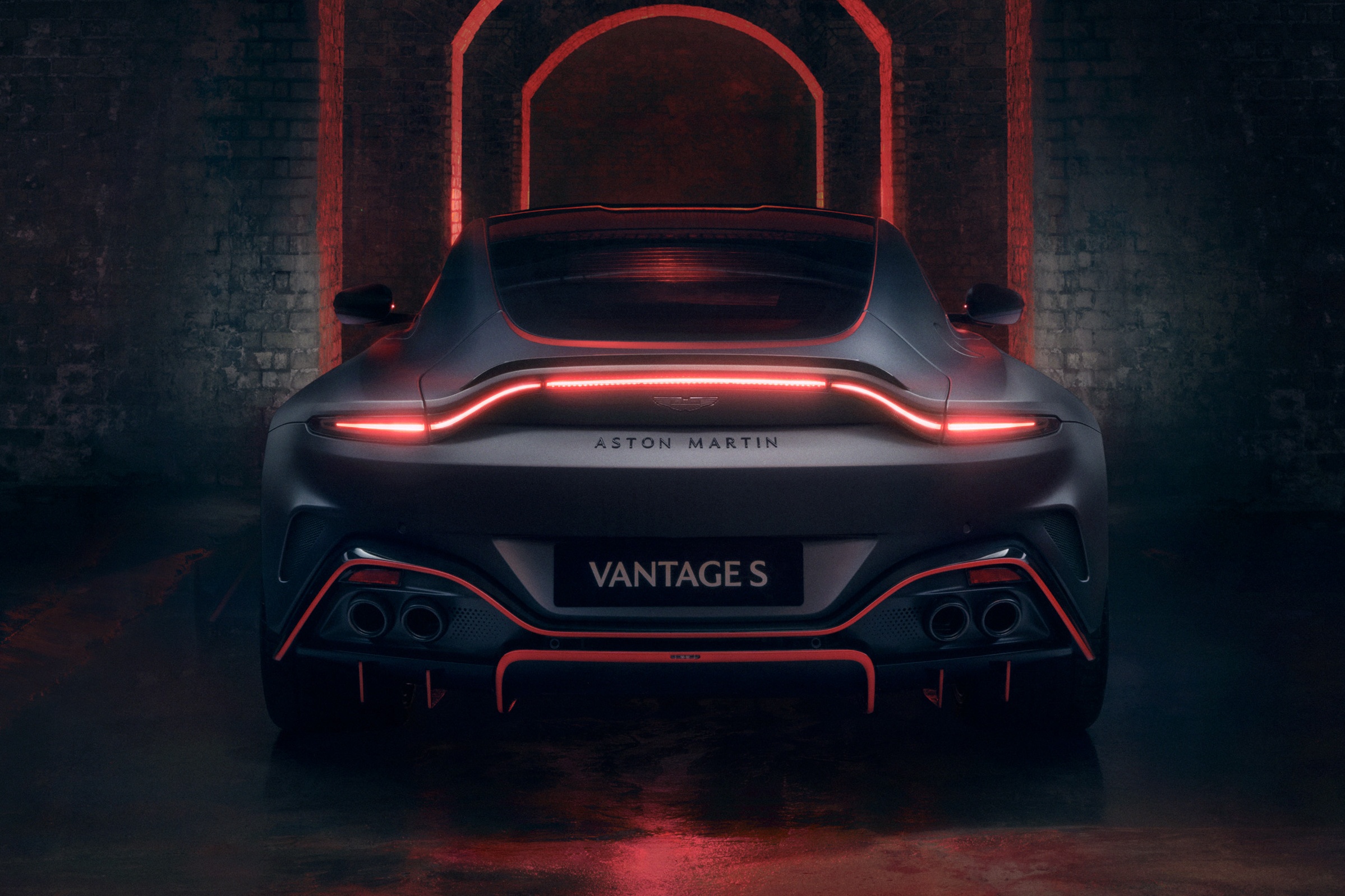 aston martin,  vantage,  vantage s,  aston martin vantage,  aston martin vantage s,  sieu xe,  v8,  Goodwood Festival of Speed anh 6