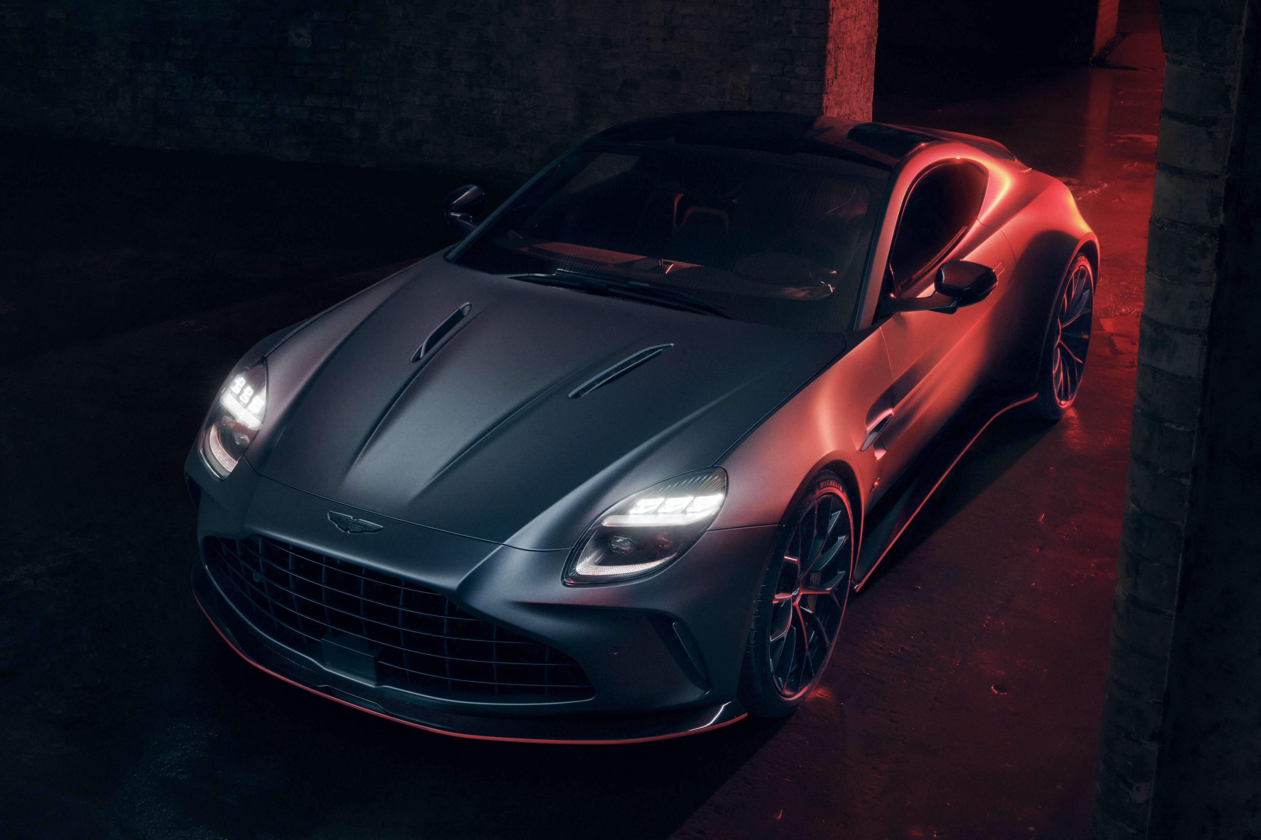 aston martin,  vantage,  vantage s,  aston martin vantage,  aston martin vantage s,  sieu xe,  v8,  Goodwood Festival of Speed anh 11