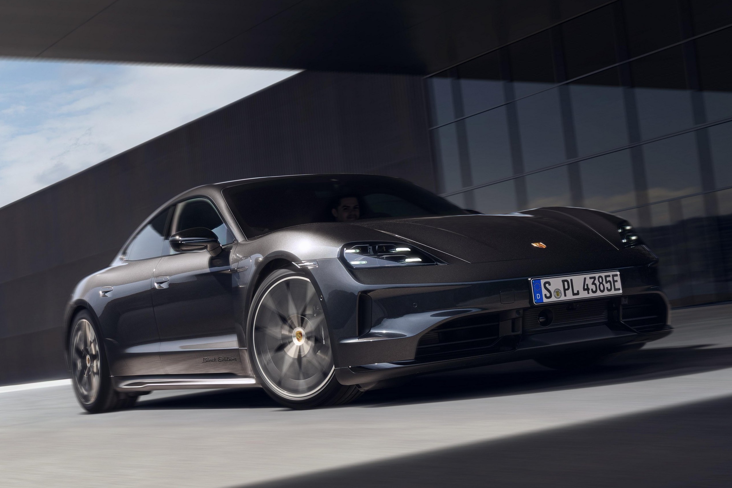 porsche,  porsche taycan,  black edition,  taycan black edition,  porsche taycan black edition,  xe dien,  ev anh 1