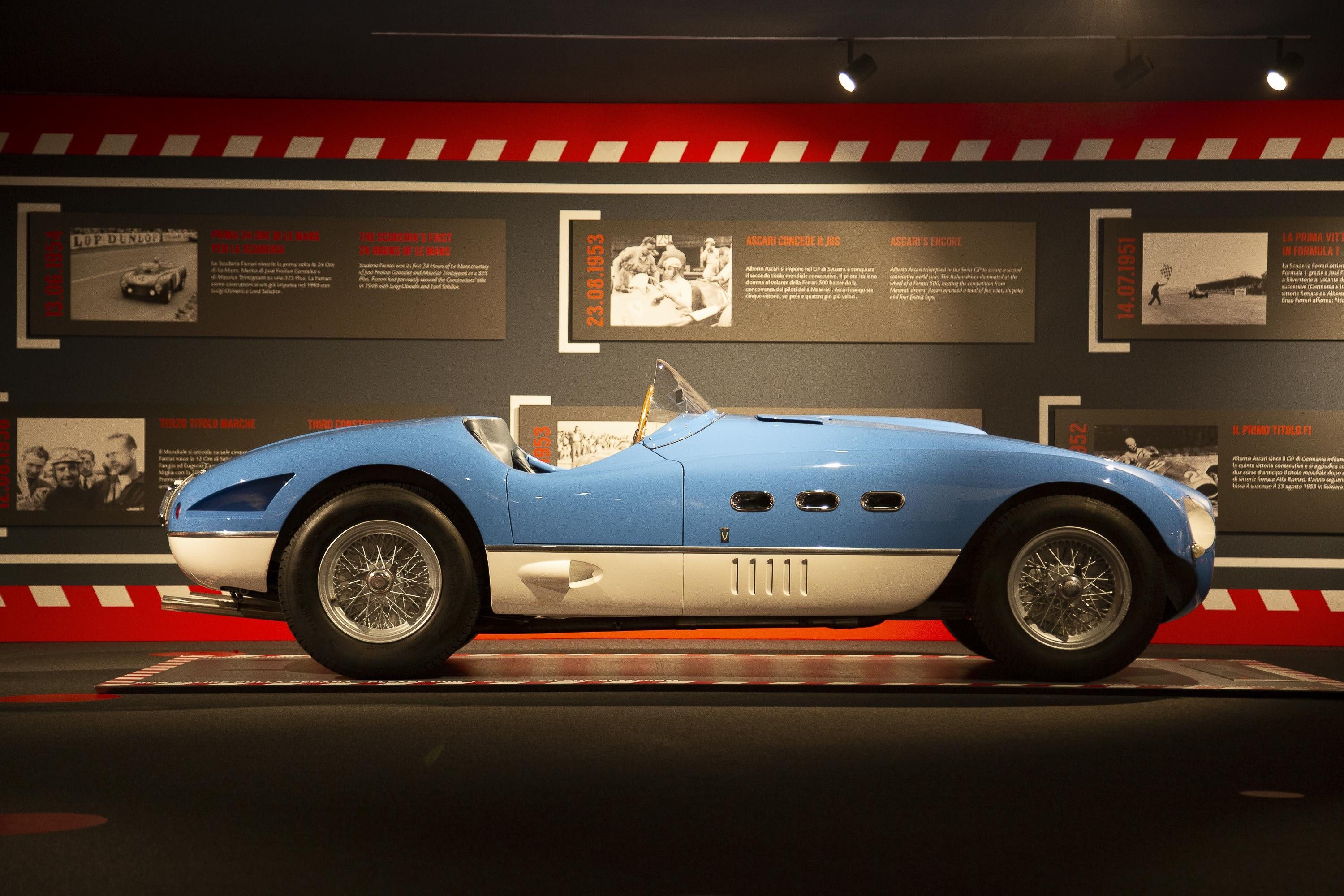 sieu xe,  ferrari,  mau sac,  Rosso Corsa,  Rosso Scuderia,  Azzurro Dino,  Azzurro La Plata,  Blu Swaters,  Blu Pozzi,  Jewel Green,  Verde Zeltweg,  Verde Pallido,  Bianco Italia,  Bianco Mille Miglia,  Bianco Cervino,  Nero Galaxy,  Grigio Competizione anh 17