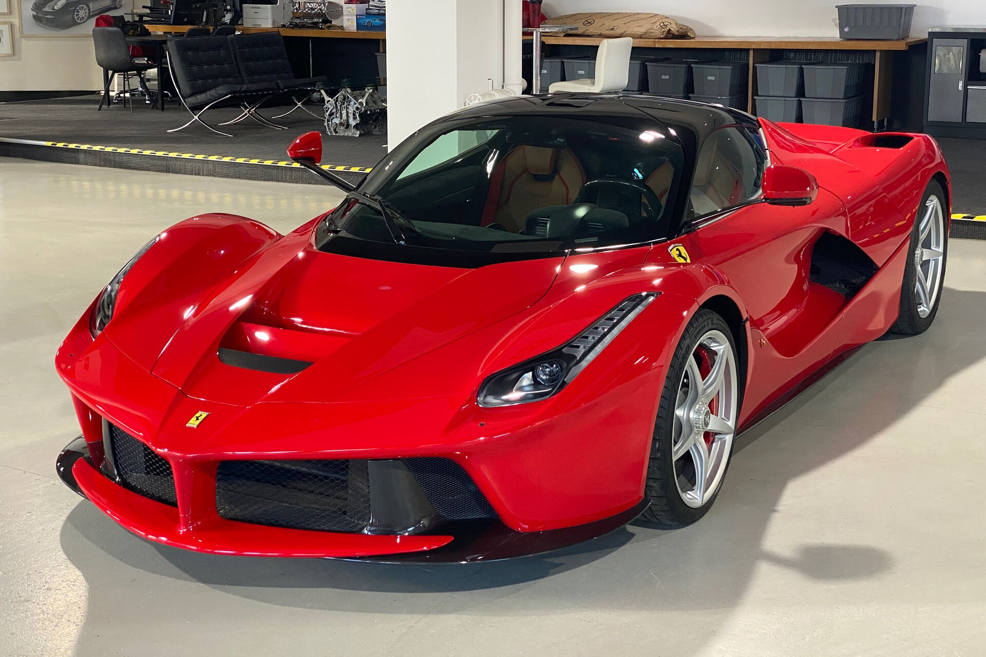 sieu xe,  ferrari,  mau sac,  Rosso Corsa,  Rosso Scuderia,  Azzurro Dino,  Azzurro La Plata,  Blu Swaters,  Blu Pozzi,  Jewel Green,  Verde Zeltweg,  Verde Pallido,  Bianco Italia,  Bianco Mille Miglia,  Bianco Cervino,  Nero Galaxy,  Grigio Competizione anh 1