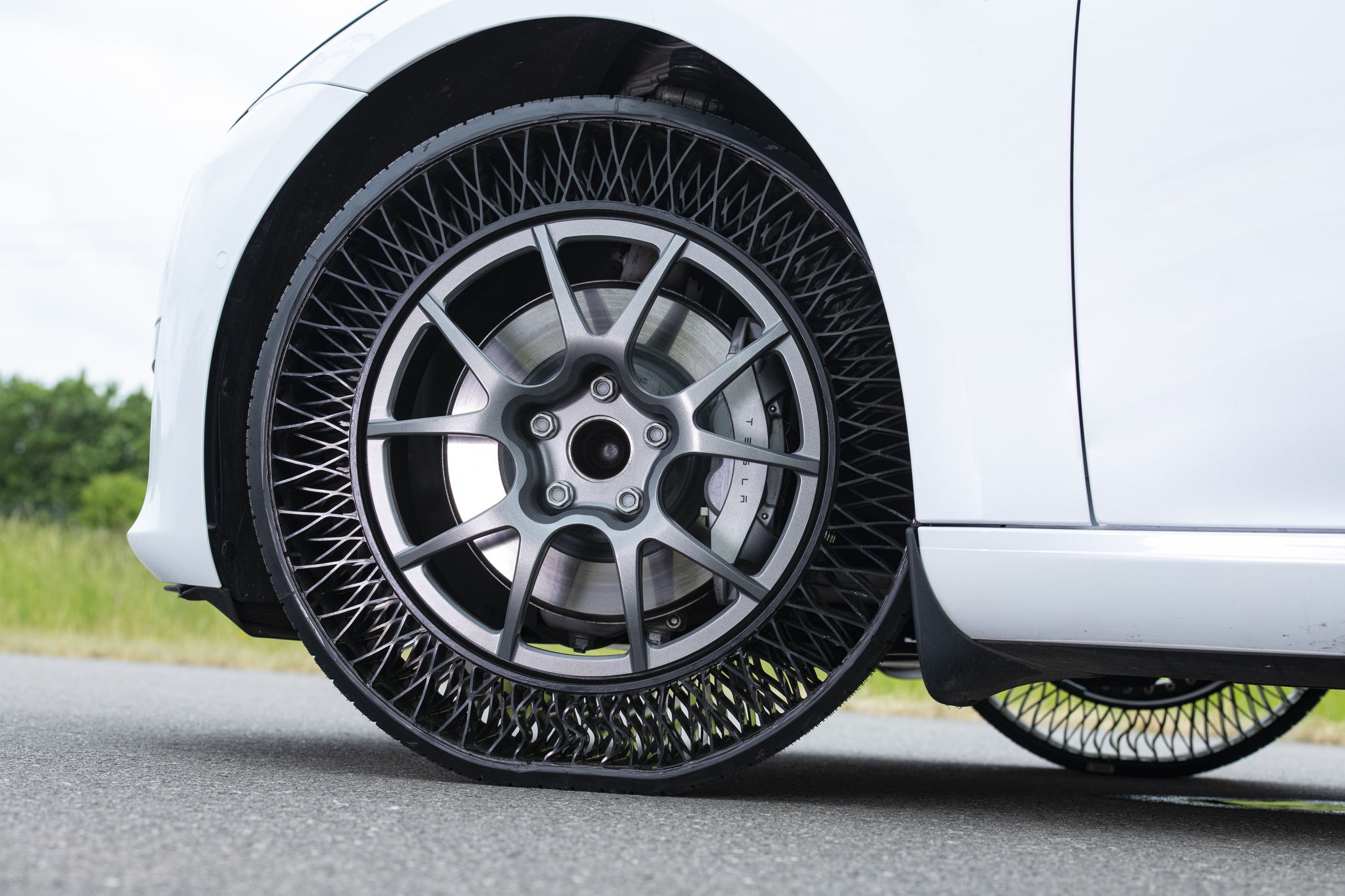 lop,  lop khong hoi,  lop xe,  michelin,  Goodyear,  Bridgestone anh 4