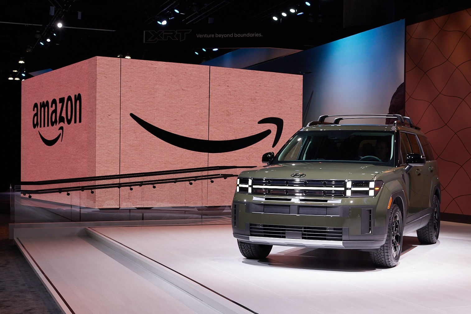 Amazon lan san thi truong xe cu, cho hoan xe sau 3 ngay dung thu hinh anh