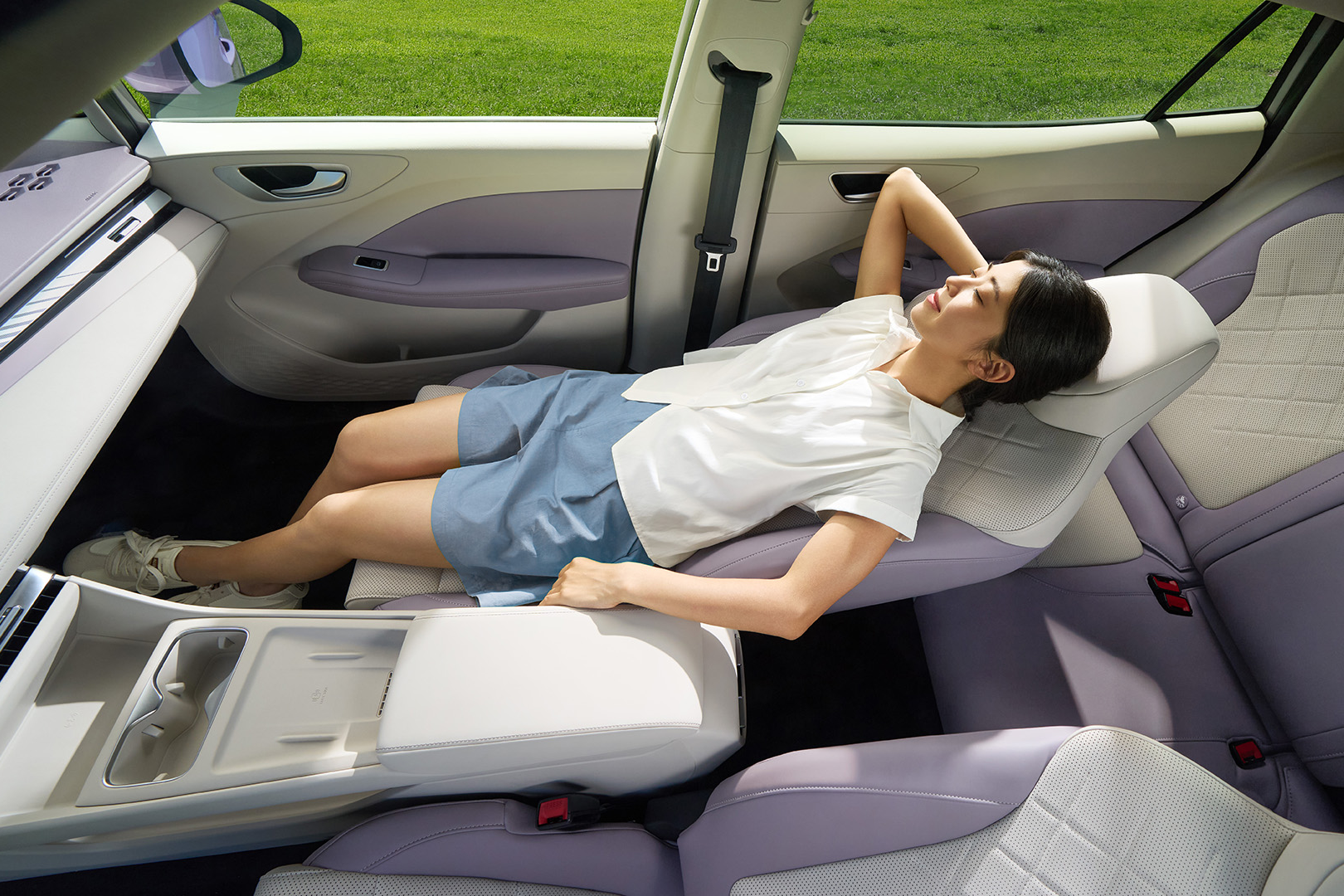 xe dien,  ev,  mg,  mg4,  mg4 ev,  hatchback,  trung quoc,  cyberster,  mg cyberster anh 10