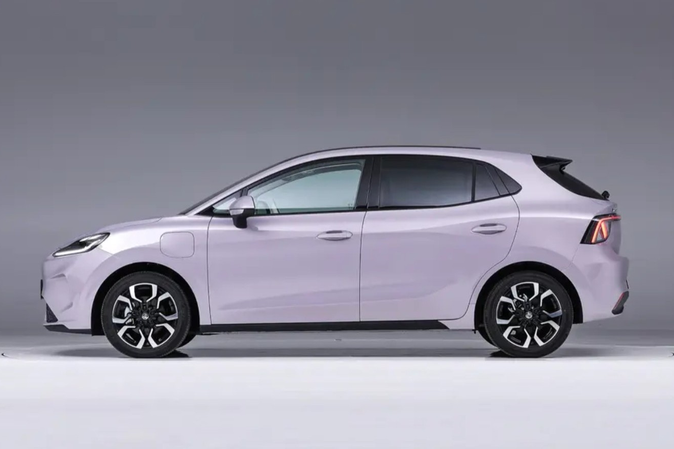 xe dien,  ev,  mg,  mg4,  mg4 ev,  hatchback,  trung quoc,  cyberster,  mg cyberster anh 3