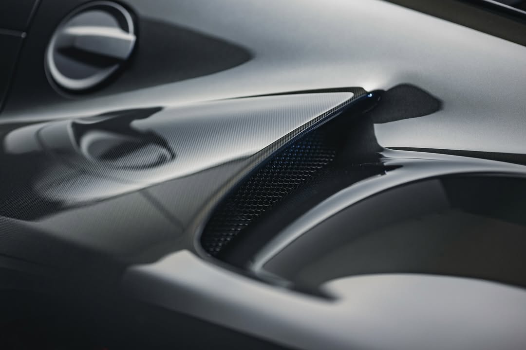 sieu xe,  ferrari,  laferrari,  daytona,  daytona sp3,  icona series,  ferrari daytona sp3,  dau gia,  monterey car week,  rm sotheby anh 12