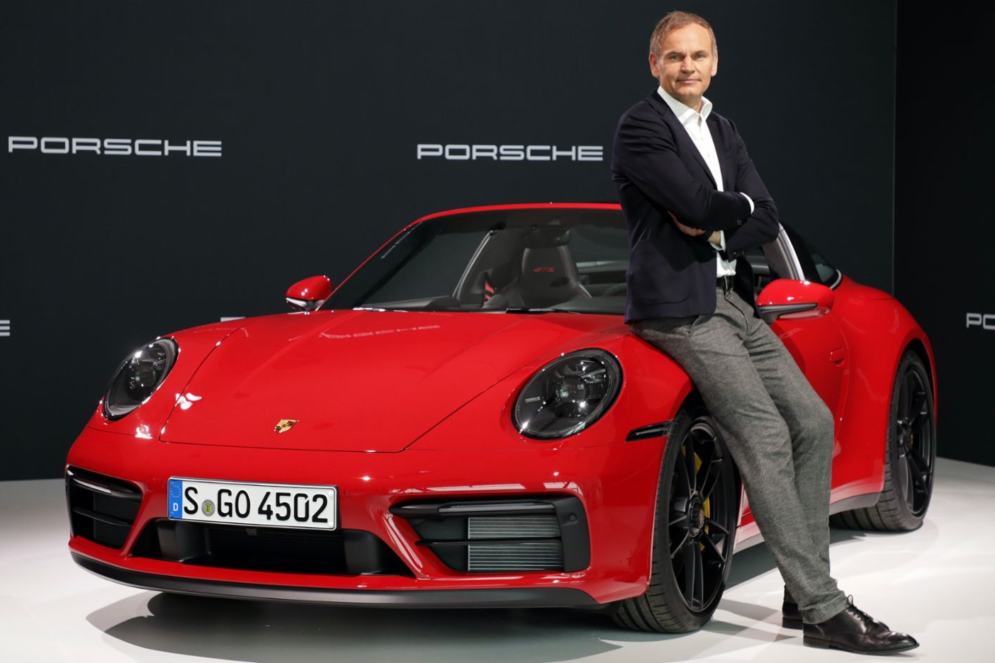 Porsche tim CEO moi, tang tinh doc lap voi Volkswagen hinh anh