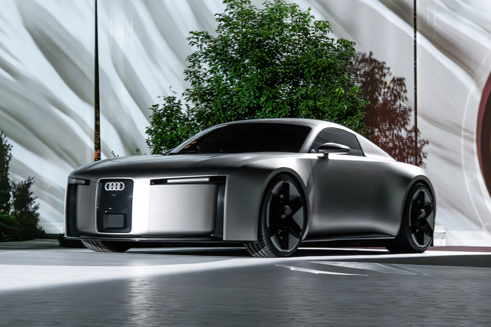 audi,  concept c,  audi concept c,  audi tt,  audi r8,  xe the thao,  xe dien,  ev,  sieu xe,  tt,  r8,  iaa,  iaa mobility,  trien lam,  trien lam iaa anh 1