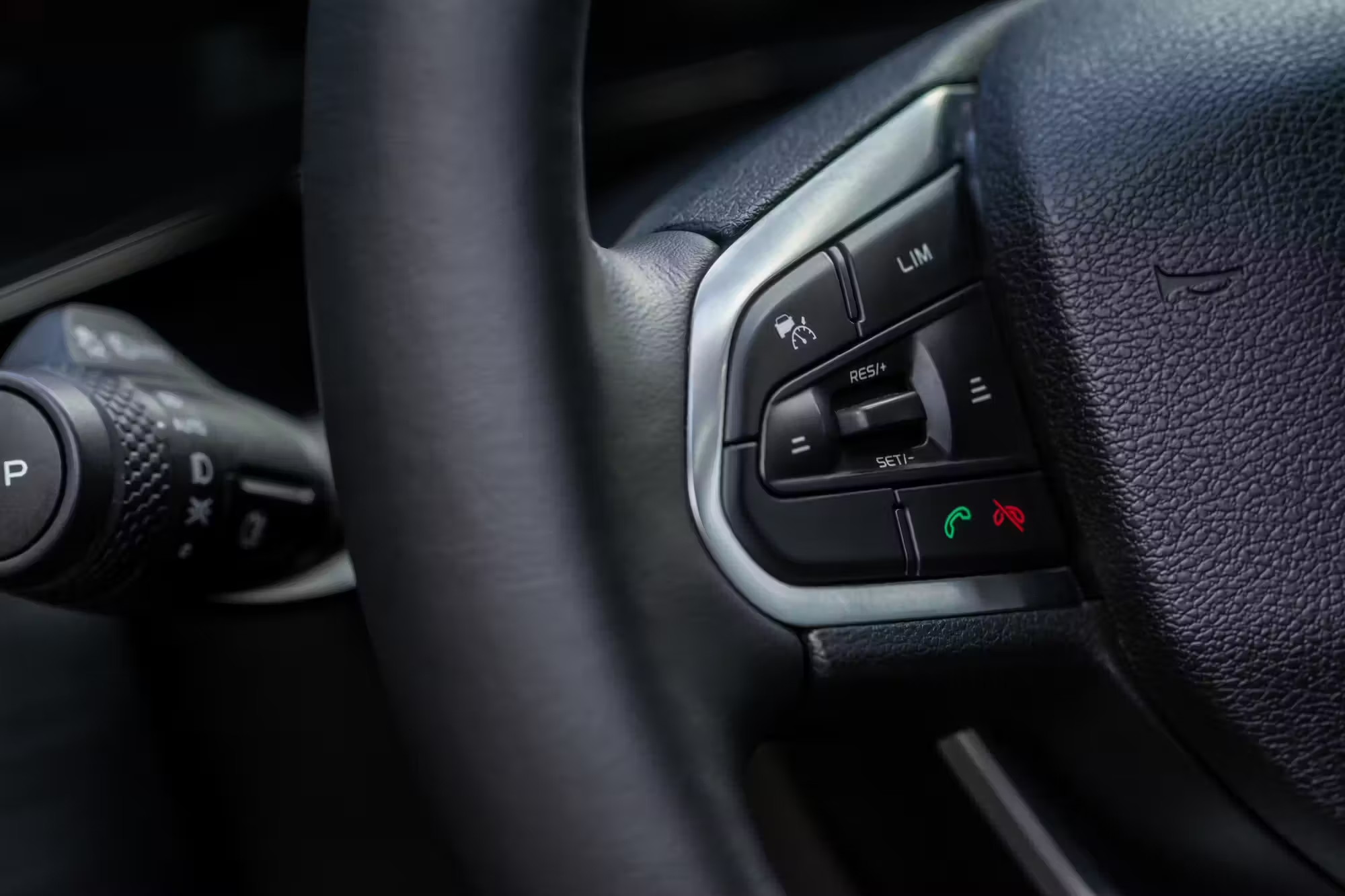 Cruise Control,  Adaptive Cruise Control,  kiem soat hanh trinh,  acc,  tiet kiem,  tiet kiem xang,  adas,  cong nghe anh 1
