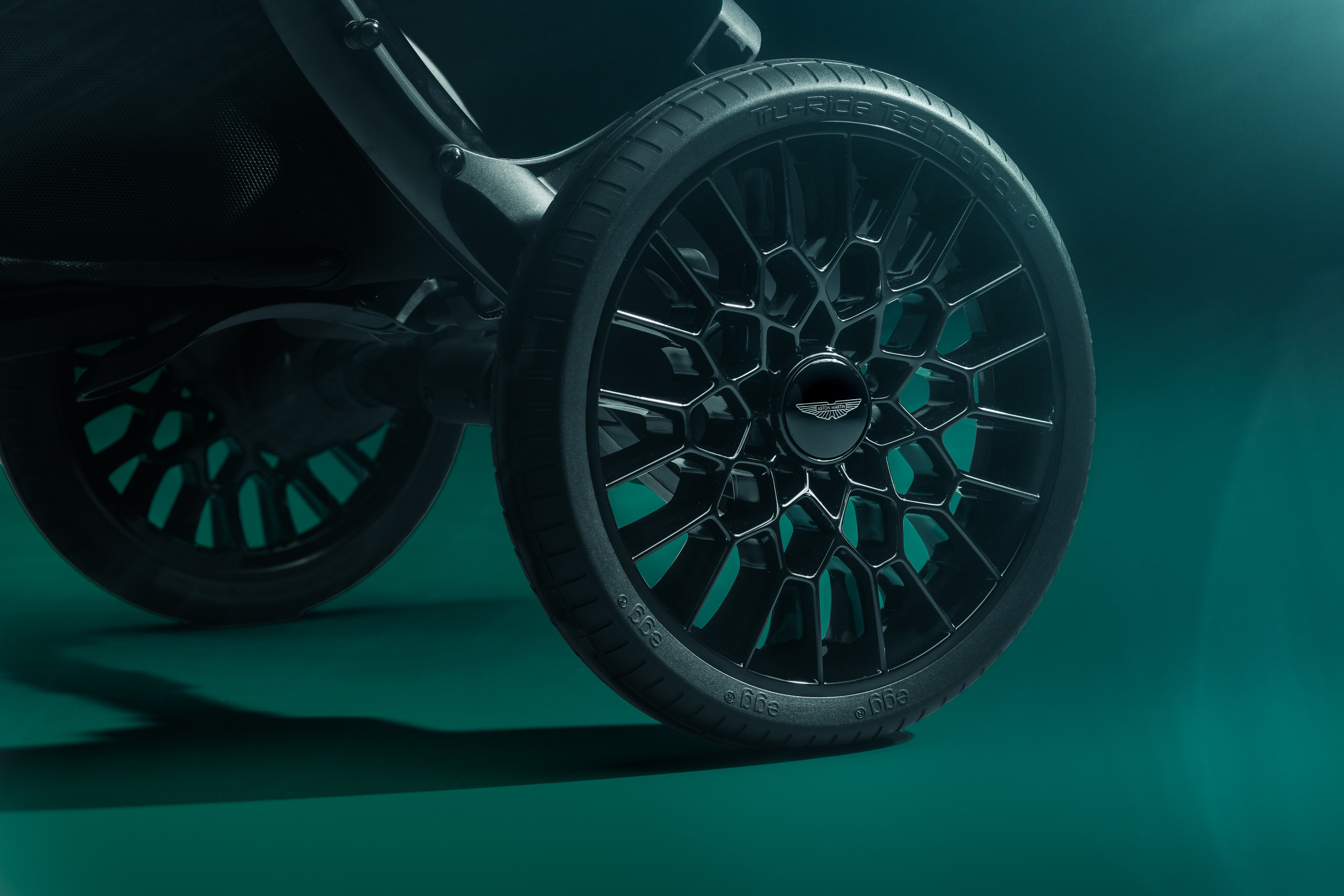 sieu xe,  xe noi,  sieu xe noi,  aston martin,  lamborghini,  egg,  egg3,  aston martin egg3,  babystyle anh 4