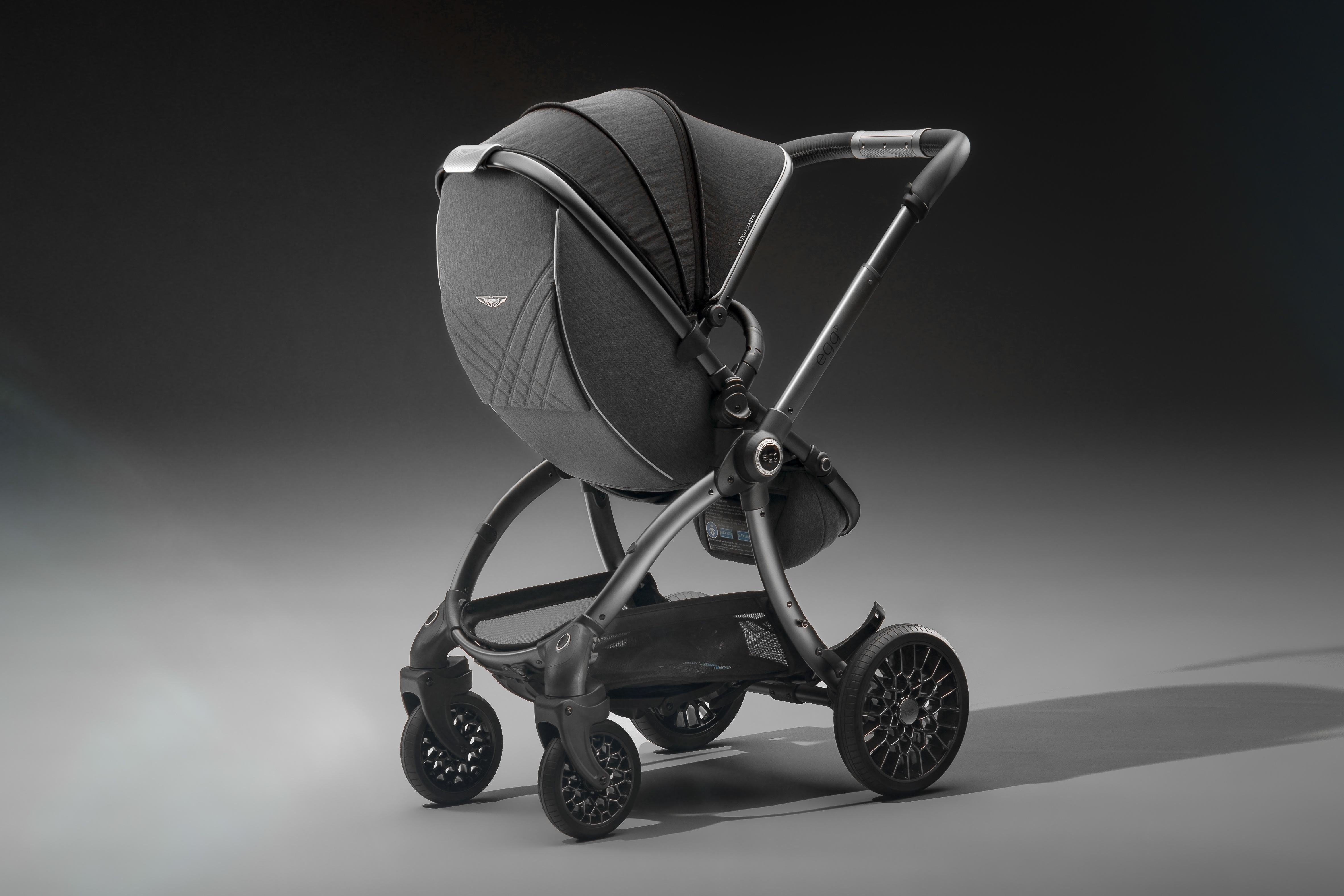 sieu xe,  xe noi,  sieu xe noi,  aston martin,  lamborghini,  egg,  egg3,  aston martin egg3,  babystyle anh 1