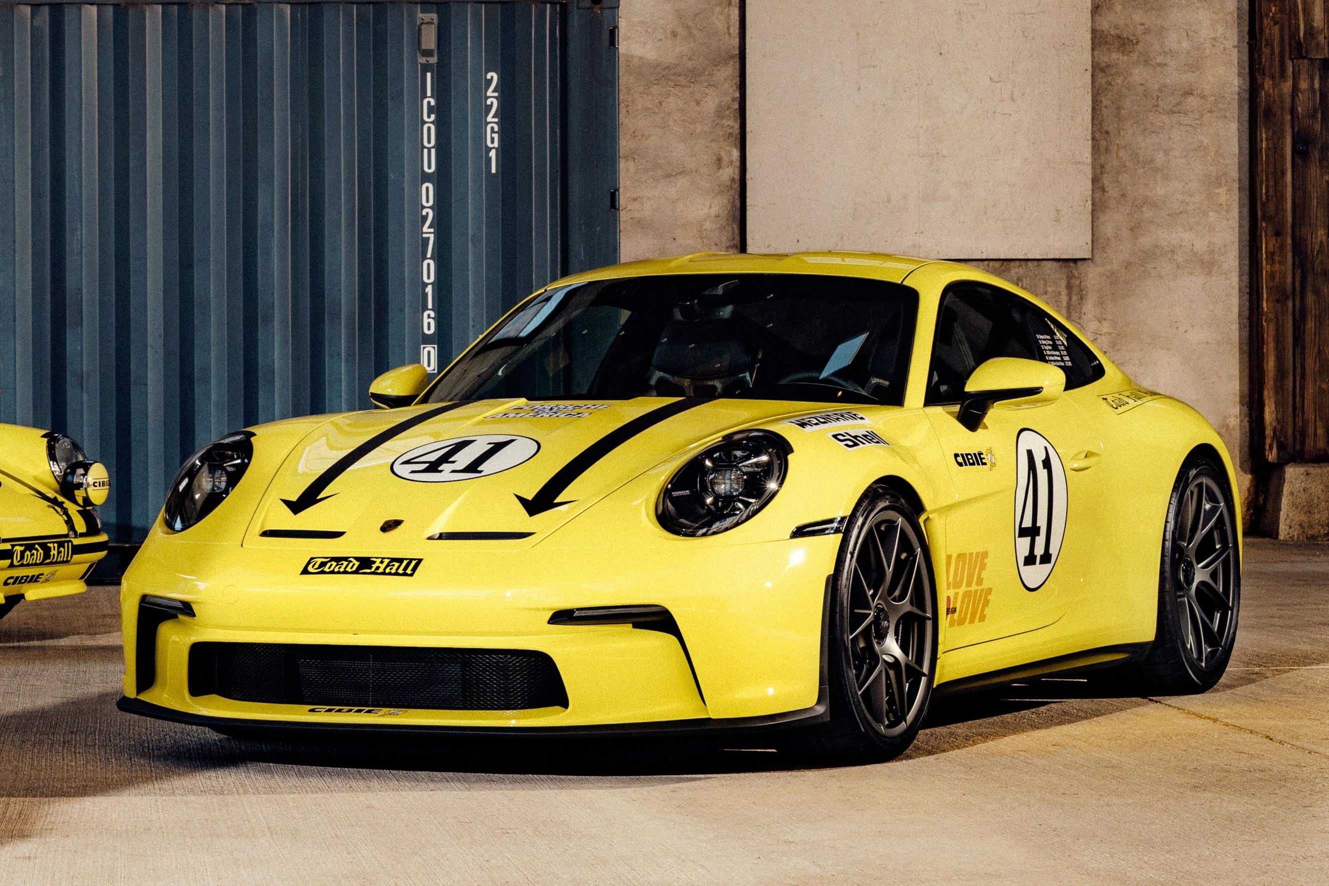 Porsche 911 S/T Le Mans lay cam hung tu huyen thoai Le Mans 1972 hinh anh