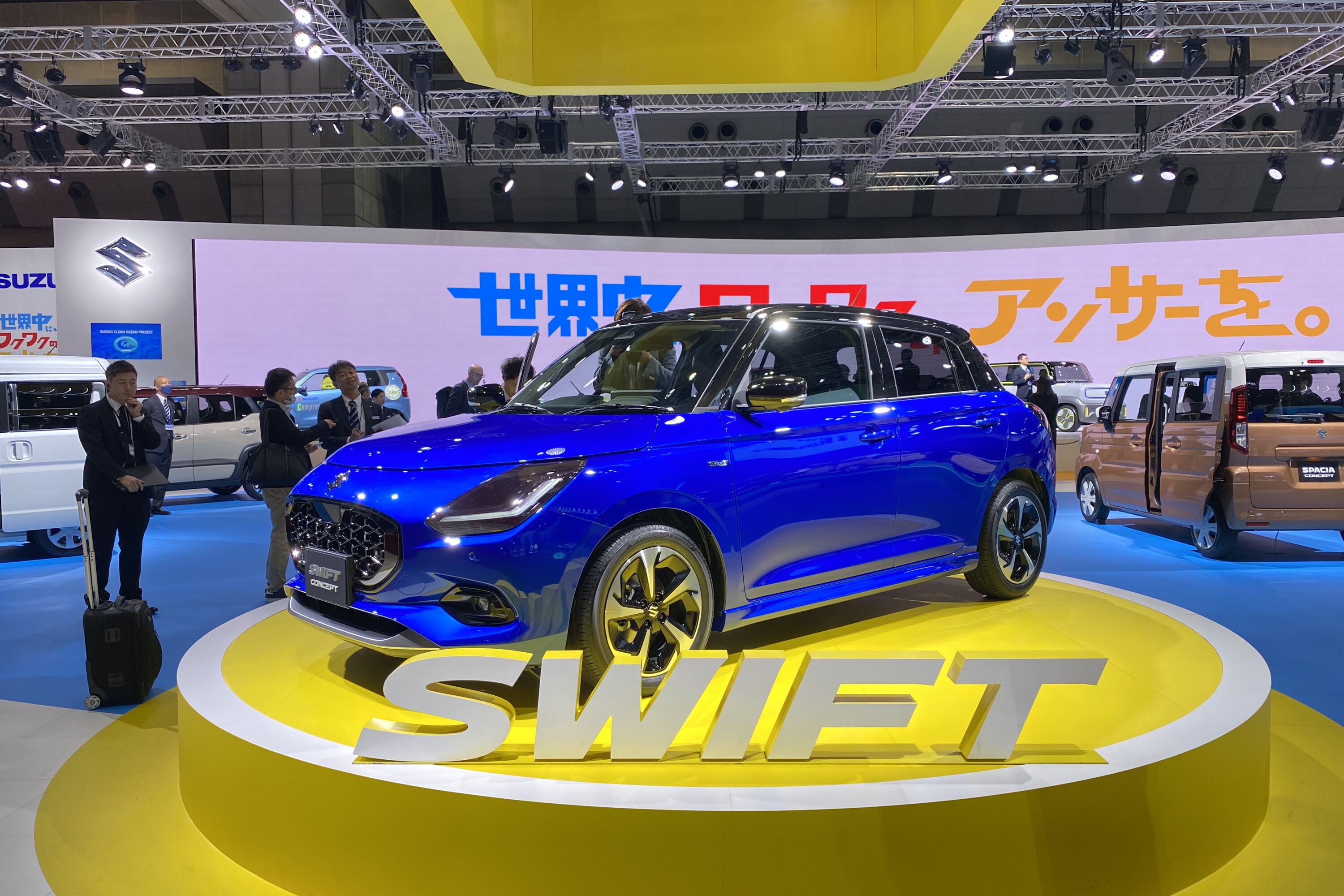 suzuki,  doi logo,  logo,  thuong hieu,  japan mobility show,  japan mobility show 2025 anh 3