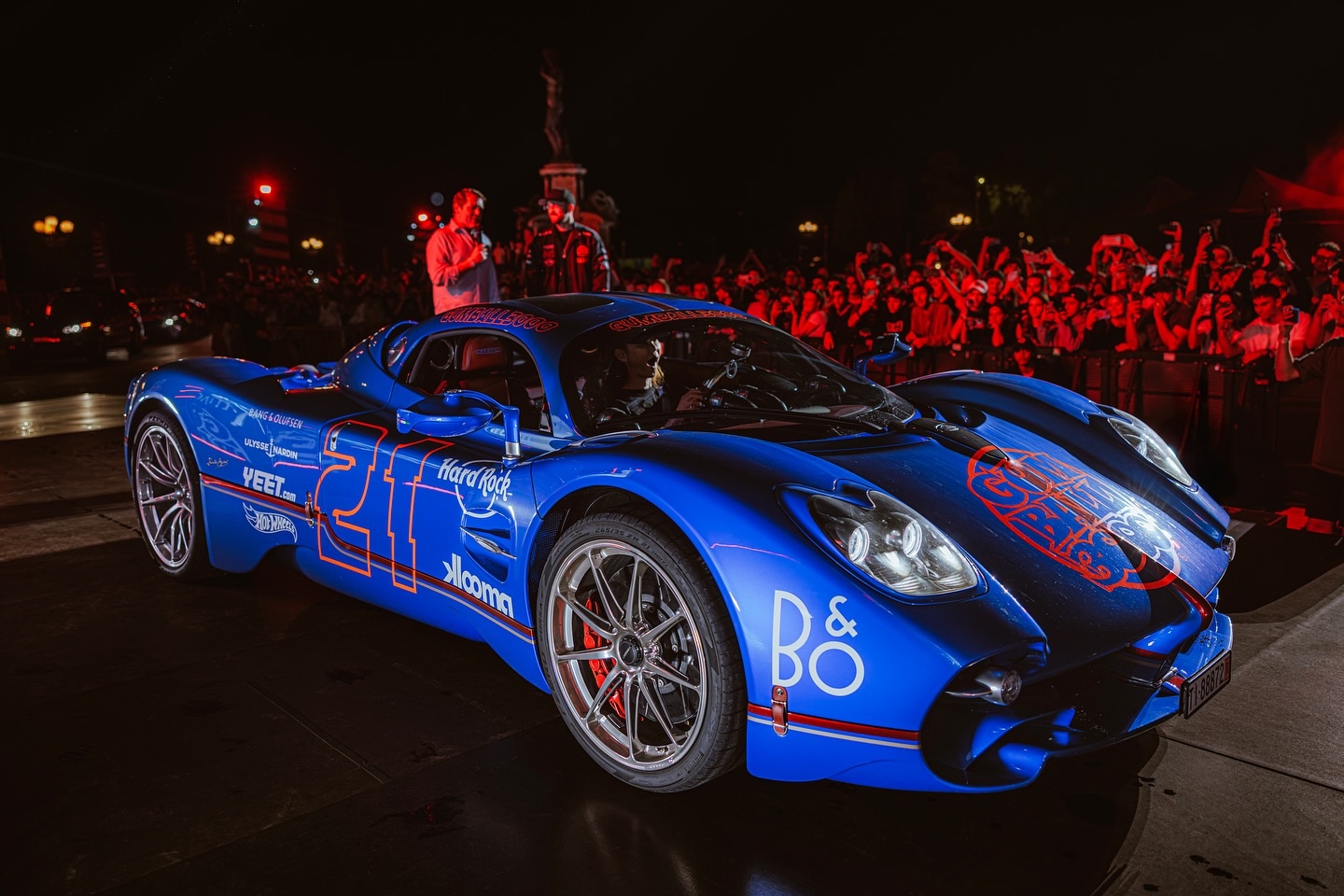 sieu xe,  hypercar,  singapore,  dai gia,  nu dai gia,  pagani,  huayra,  utopia,  zonda,  pagani utopia,  gumball 3000,  v12,  amg,  Amanda Toh Steckler,  doanh nhan,  mclaren anh 16