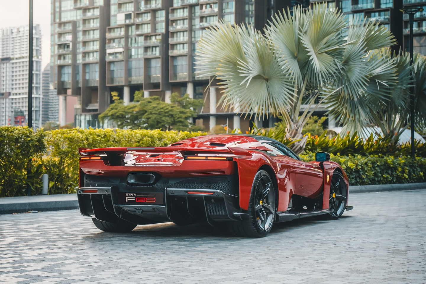 sieu xe,  hypercar,  ferrari,  ferrari f80,  f80,  singapore,  singapore gp,  singapore grand prix,  universo ferrari anh 8