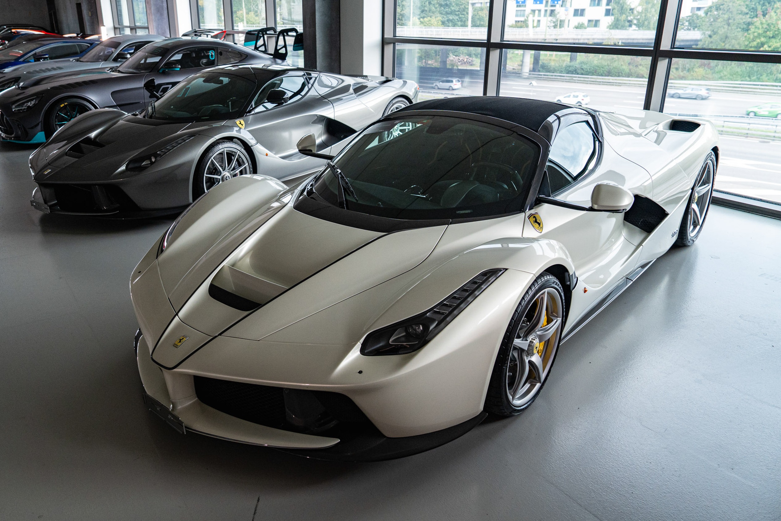 sieu xe,  dau gia,  sotheby,  ferrari,  lamborghini,  bugatti,  pagani anh 4