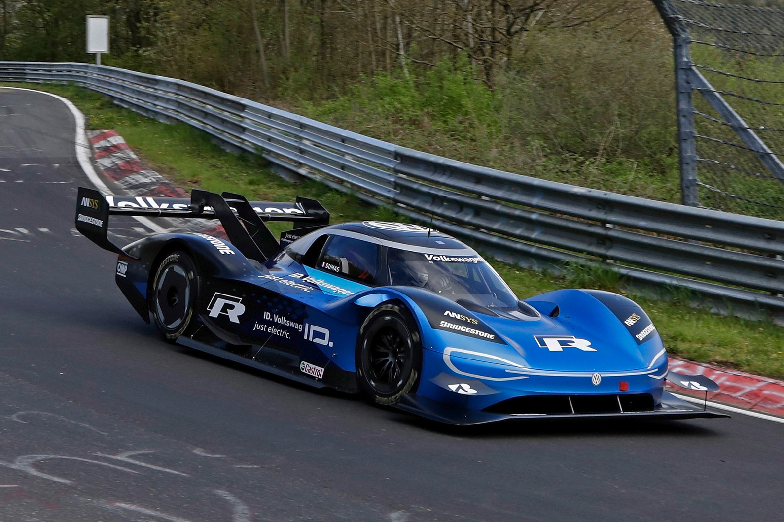 xe điện,  ev,  byd,  siêu xe,  hypercar,  siêu xe điện,  yangwang,  u9,  u9 xtreme,  yangwang u9 xtreme,  nurburgring ảnh 8 xe dien,  ev,  byd,  sieu xe,  hypercar,  sieu xe dien,  yangwang,  u9,  u9 xtreme,  yangwang u9 xtreme,  nurburgring anh 8