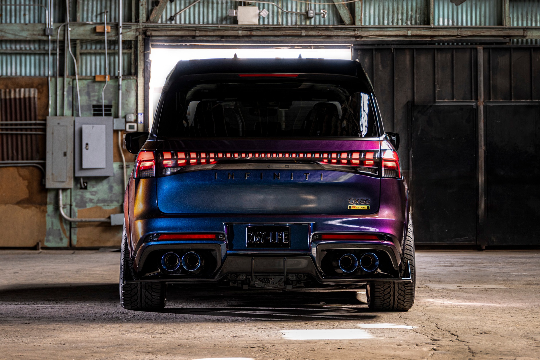 suv,  siêu xe,  nissan,  nissan gt-r,  gt-r,  infiniti,  infiniti qx80,  qx80,  qx80 r-spec ảnh 10 suv,  sieu xe,  nissan,  nissan gt-r,  gt-r,  infiniti,  infiniti qx80,  qx80,  qx80 r-spec anh 10