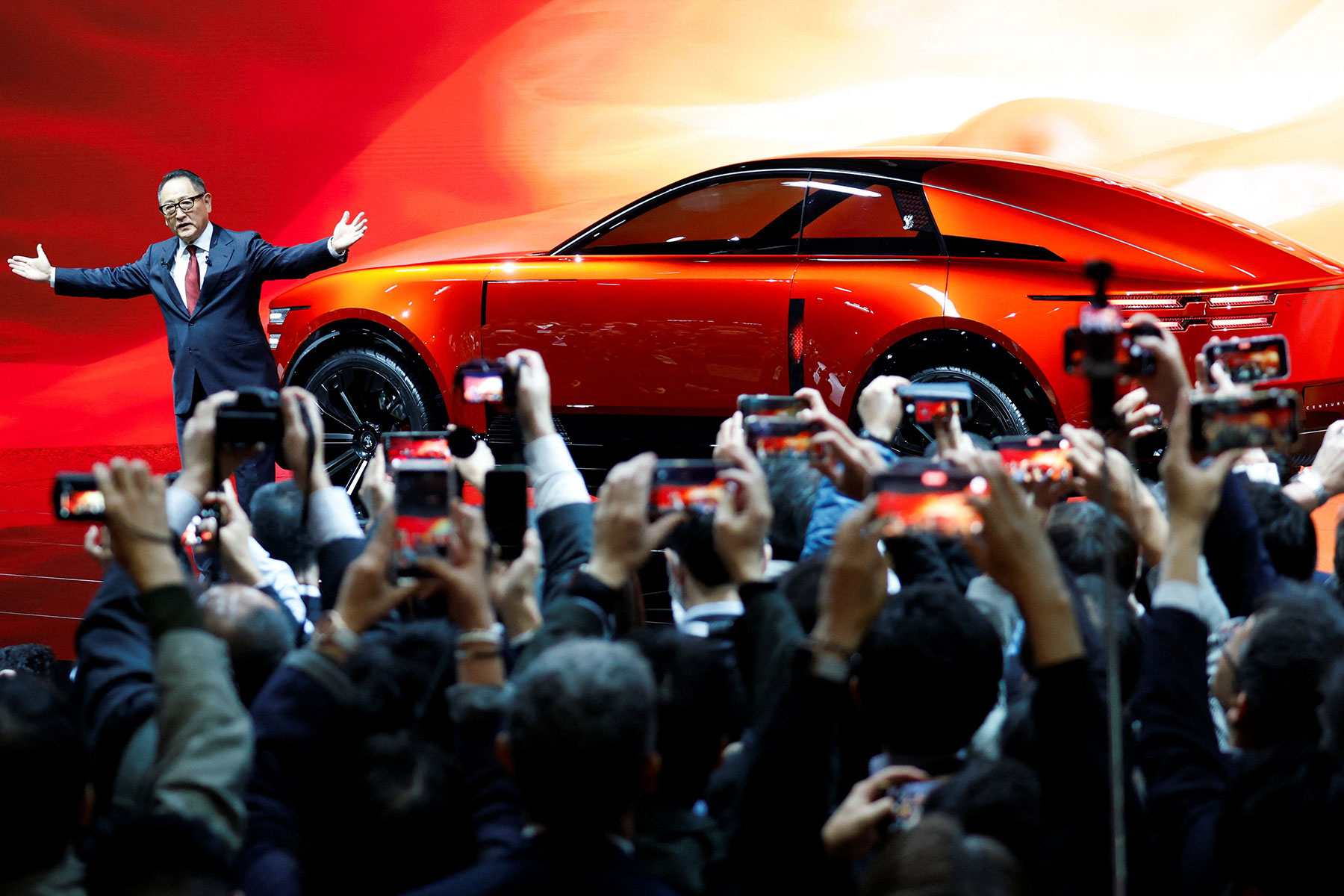 Ra mat hang loat concept moi, cac hang xe Nhat Ban tinh toan gi? hinh anh