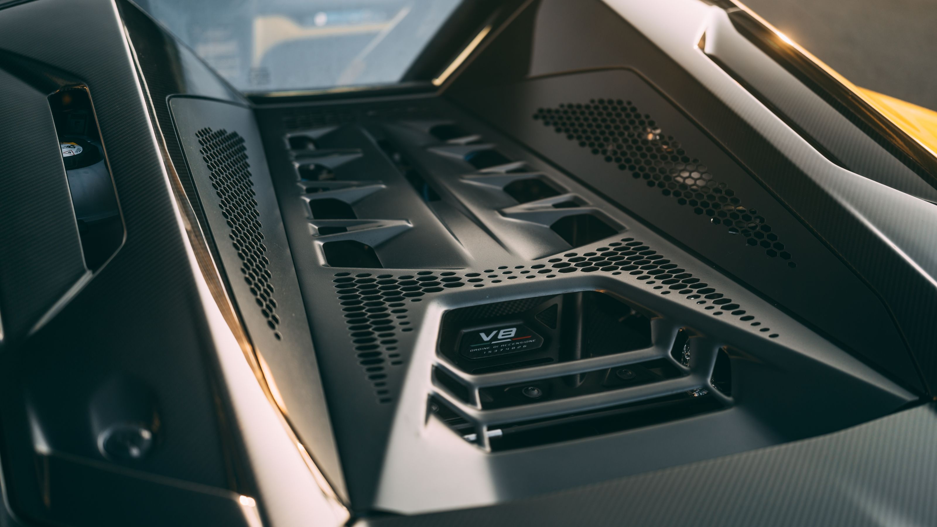 sieu xe,  lamborghini,  lamborghini viet nam,  lamborghini temerario,  temerario,  sieu xe hybrid,  phev,  hpev,  huracan,  revuelto,  lamborghini revuelto,  urus se,  urus,  lamborghini urus,  lamborghini urus se anh 13