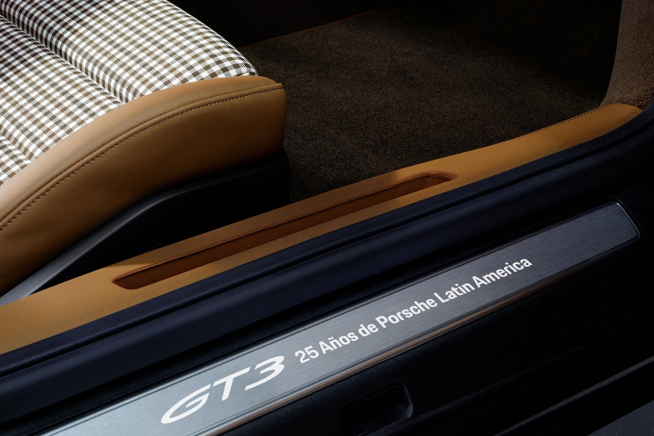 porsche,  911,  porsche 911,  911 touring,  911 gt3,  911 gt3 touring,  ocelot,  amazon,  rung amazon,  colombia anh 10