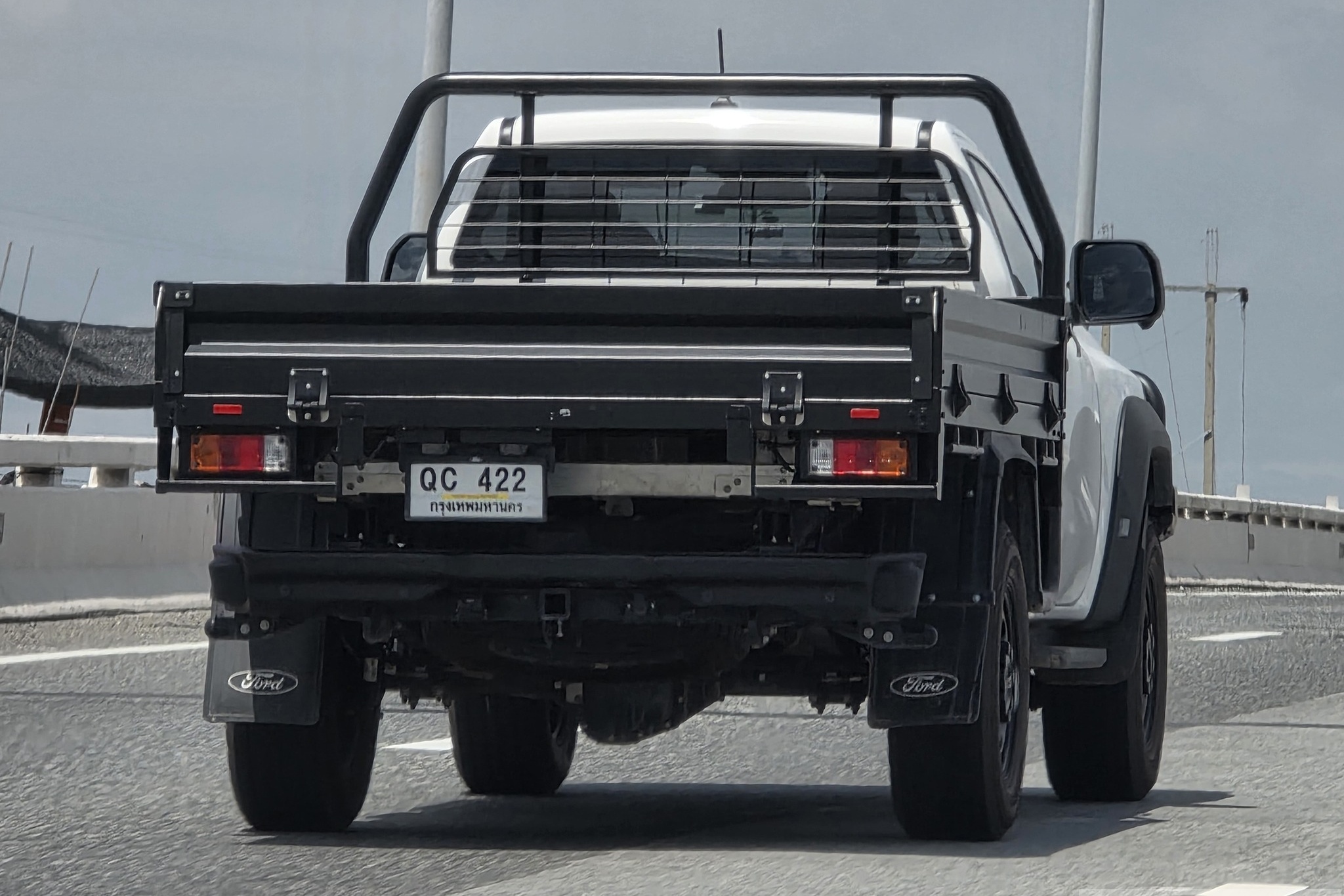 Ford Ranger Super Duty chay thu o Thai Lan, kho ve Viet Nam hinh anh