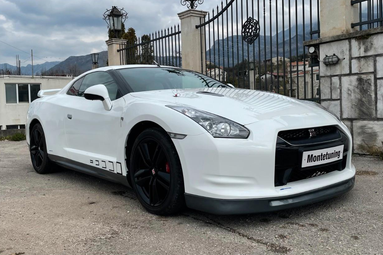 Sieu xe Nissan GT-R 'gia re' chi 9.000 USD hinh anh