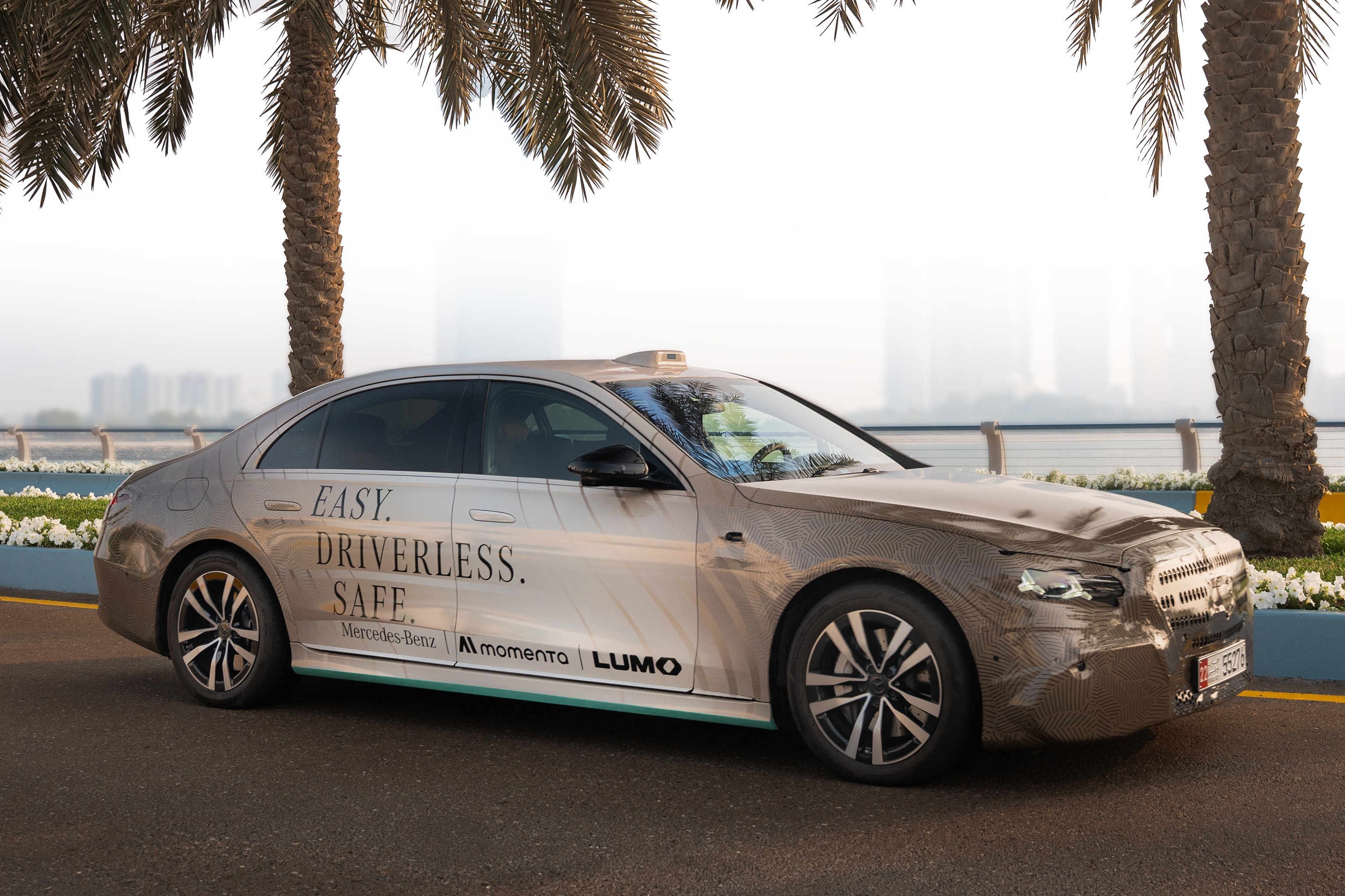 Mercedes-Benz S-Class chay thu nghiem robotaxi tai UAE hinh anh