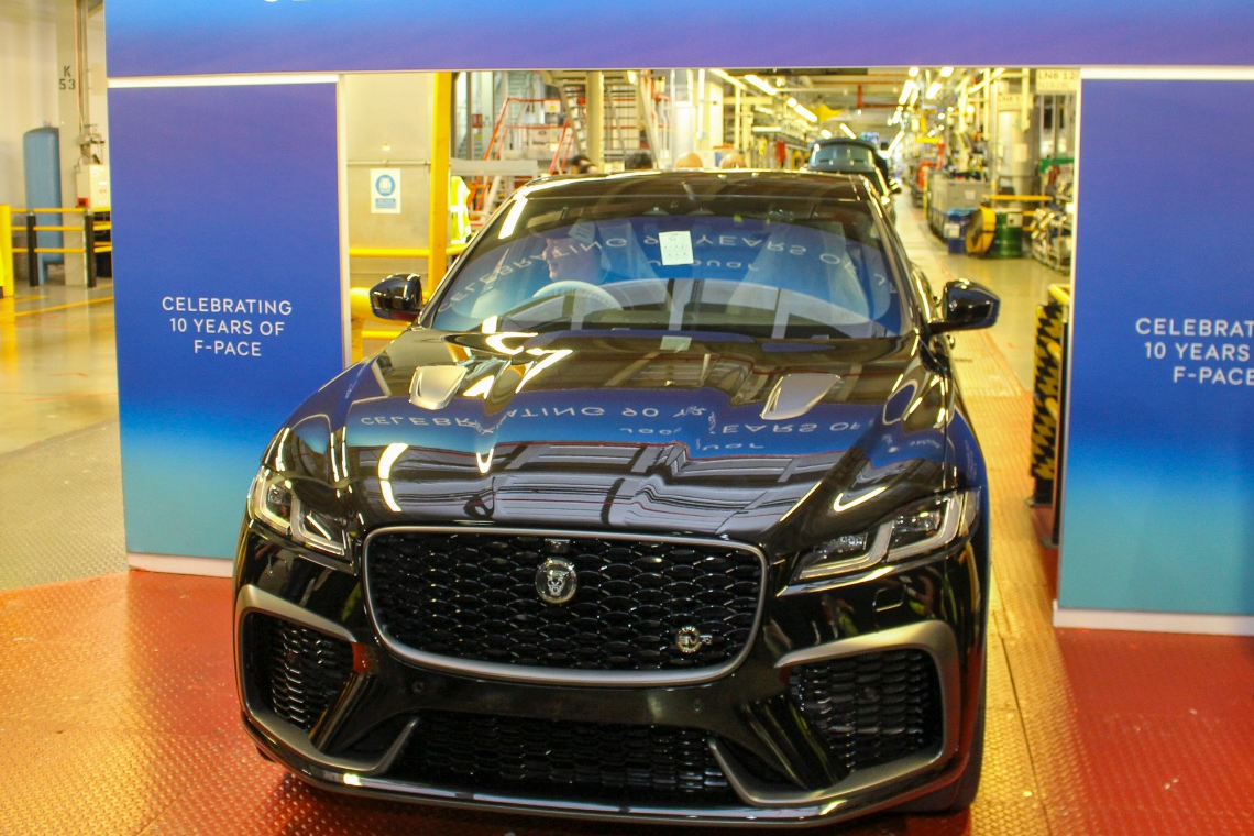 Chiec Jaguar 'may xang' cuoi cung tren the gioi hinh anh