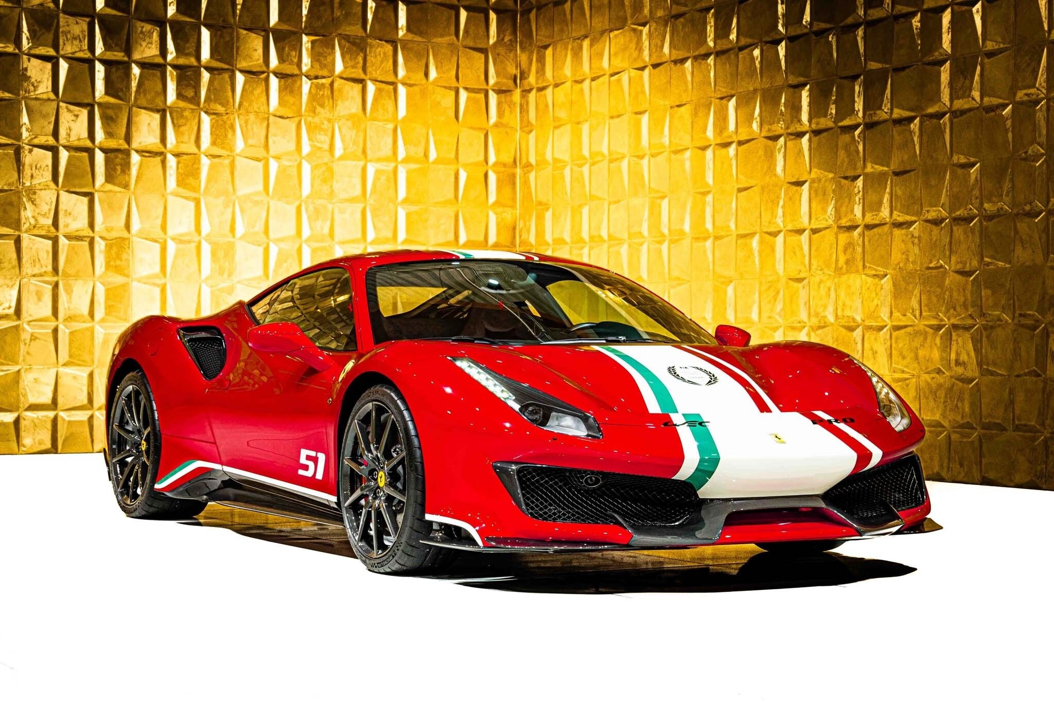 Sieu xe Ferrari 488 Pista Piloti gia hon 1,1 trieu USD hinh anh