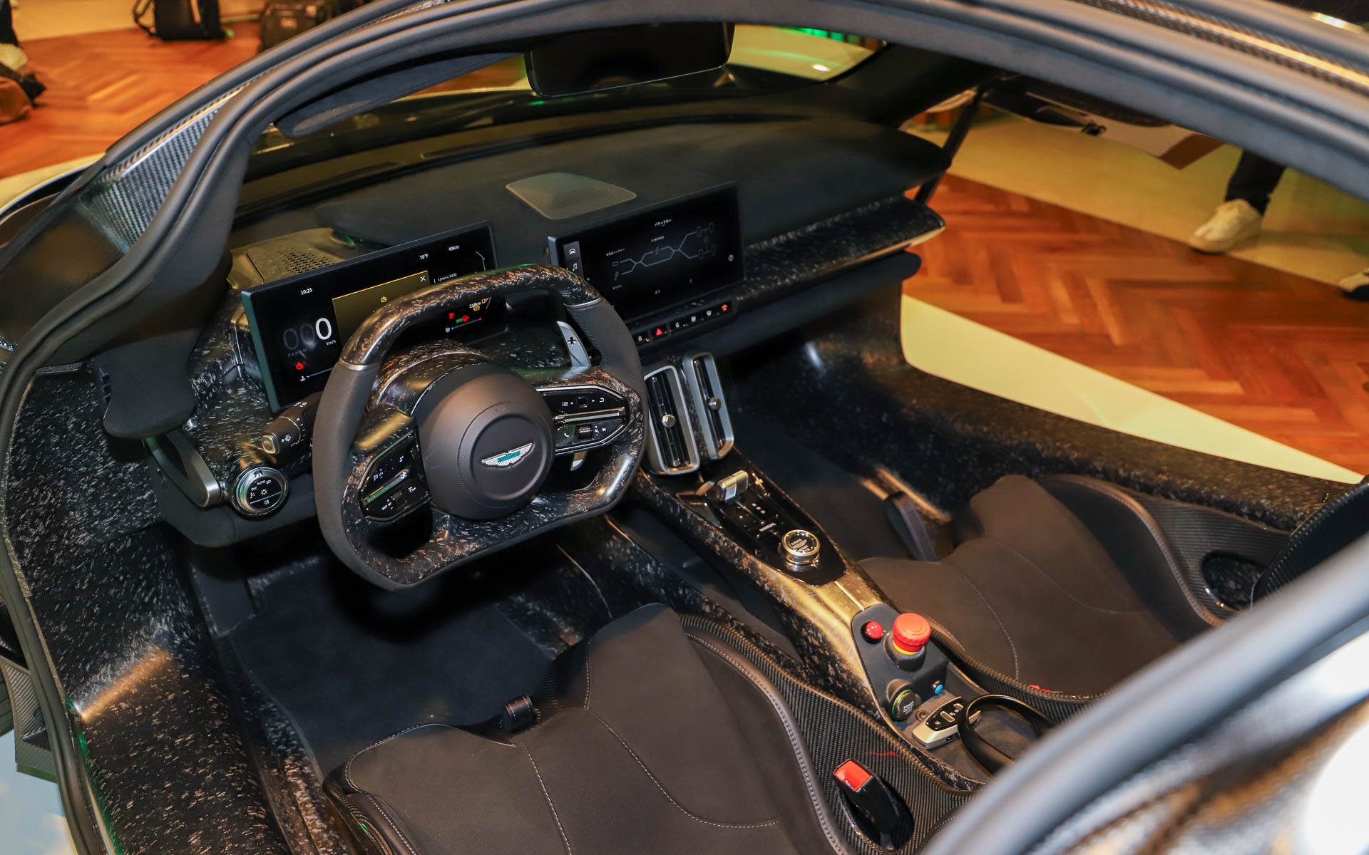 aston martin,  sieu xe,  valhalla,  nhat ban anh 9