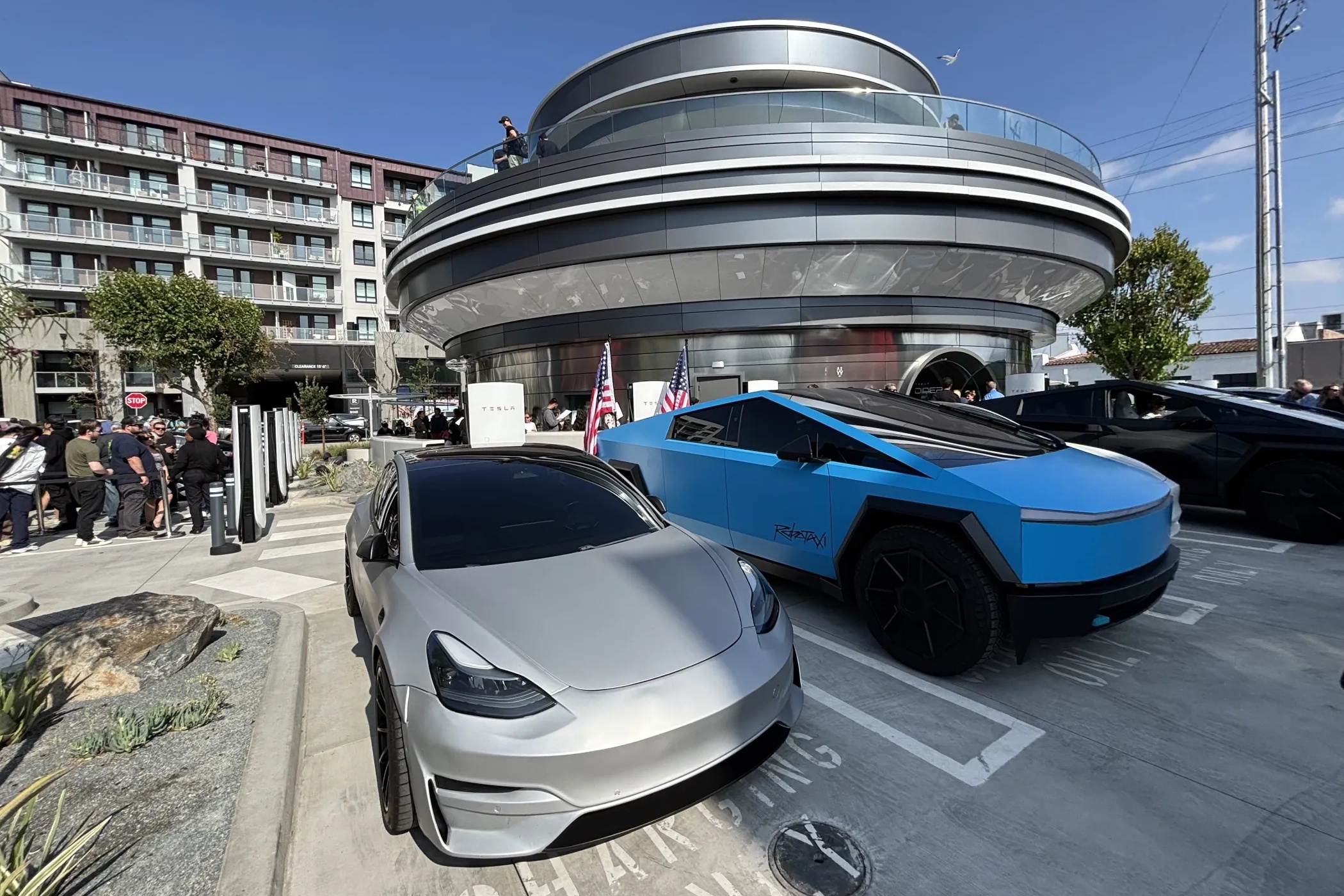 california,  ev,  xe dien,  hoan thue,  thue,  trump,  donald trump,  my anh 1