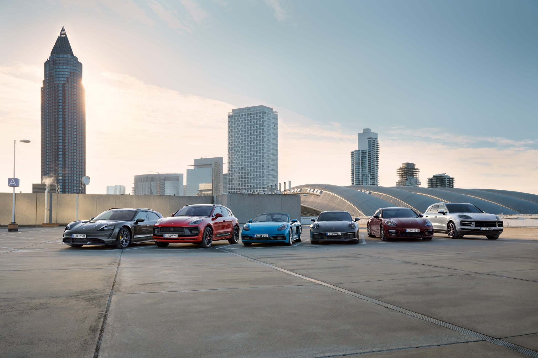 porsche,  macan,  macan electric,  xe dien,  xe xang,  Oliver Blume anh 5