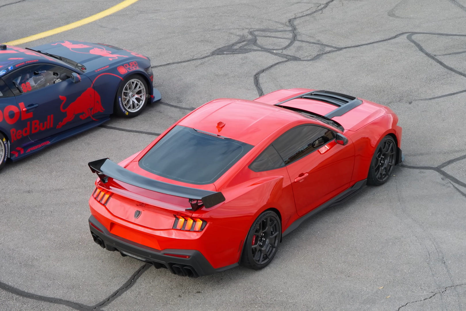 ford,  ford mustang,  mustang,  mustang dark horse,  dark horse sc,  mustang dark horse sc,  xe the thao anh 2